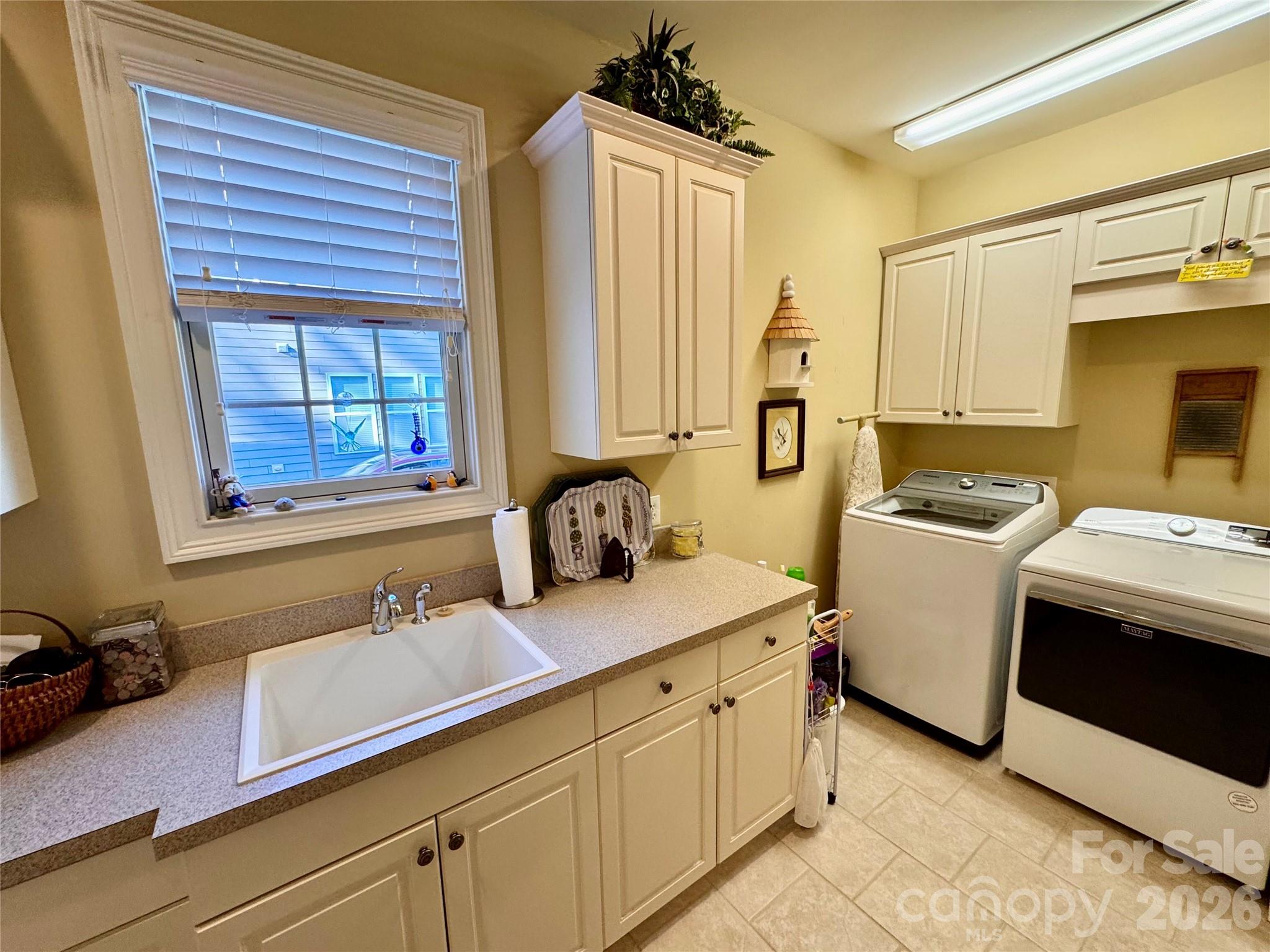 2909 Donegal Drive Property Photo 23
