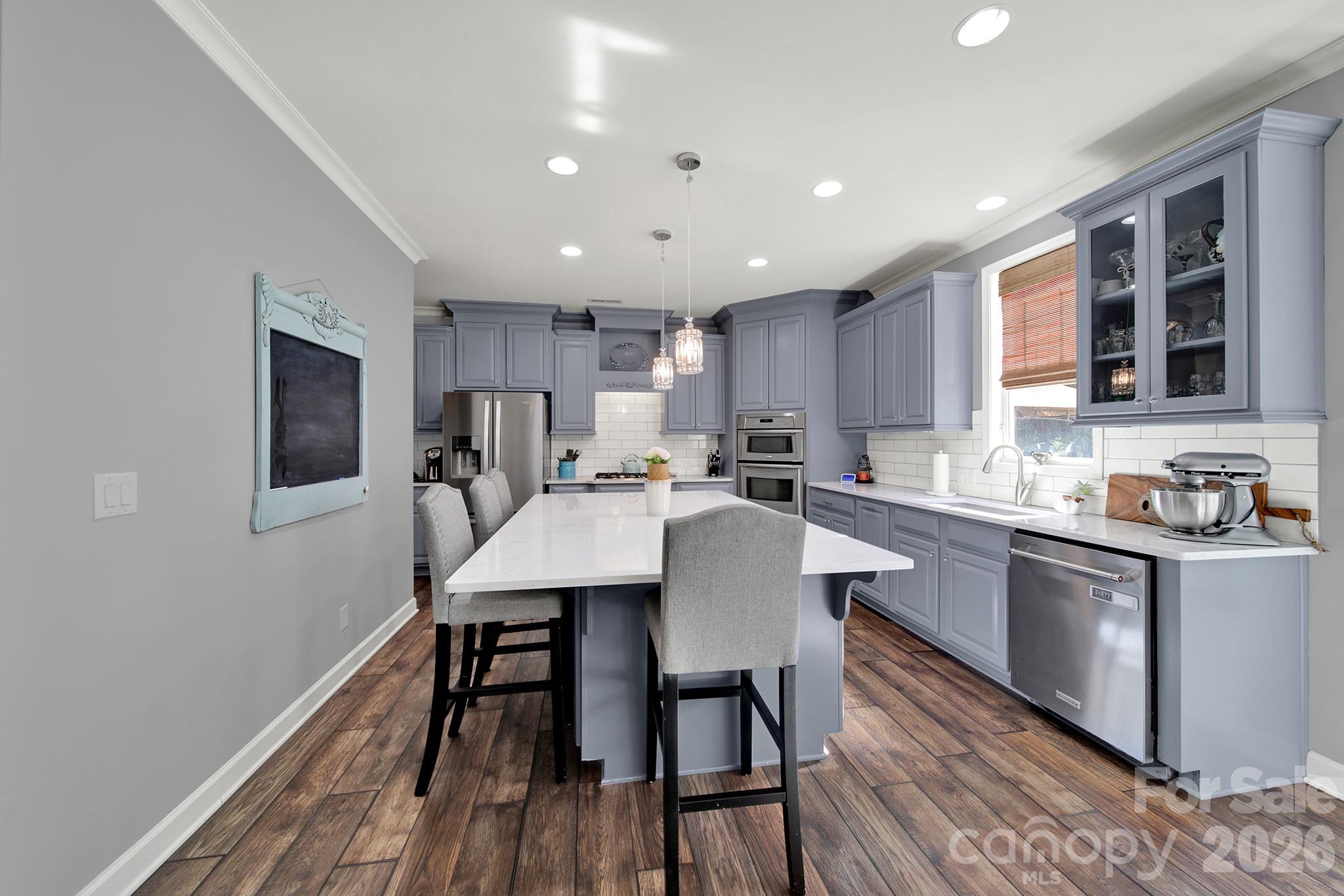 17219 W Marbella Lane Property Photo 12