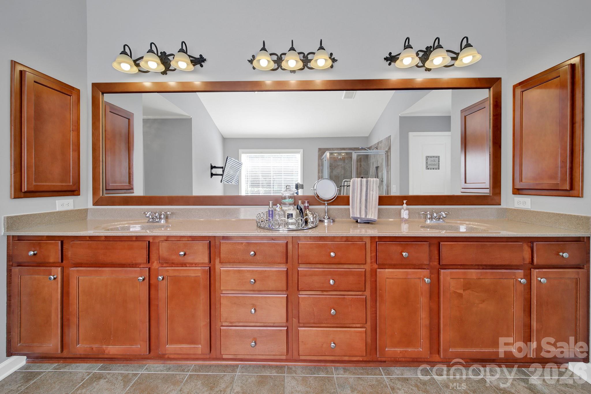 17219 W Marbella Lane Property Photo 24