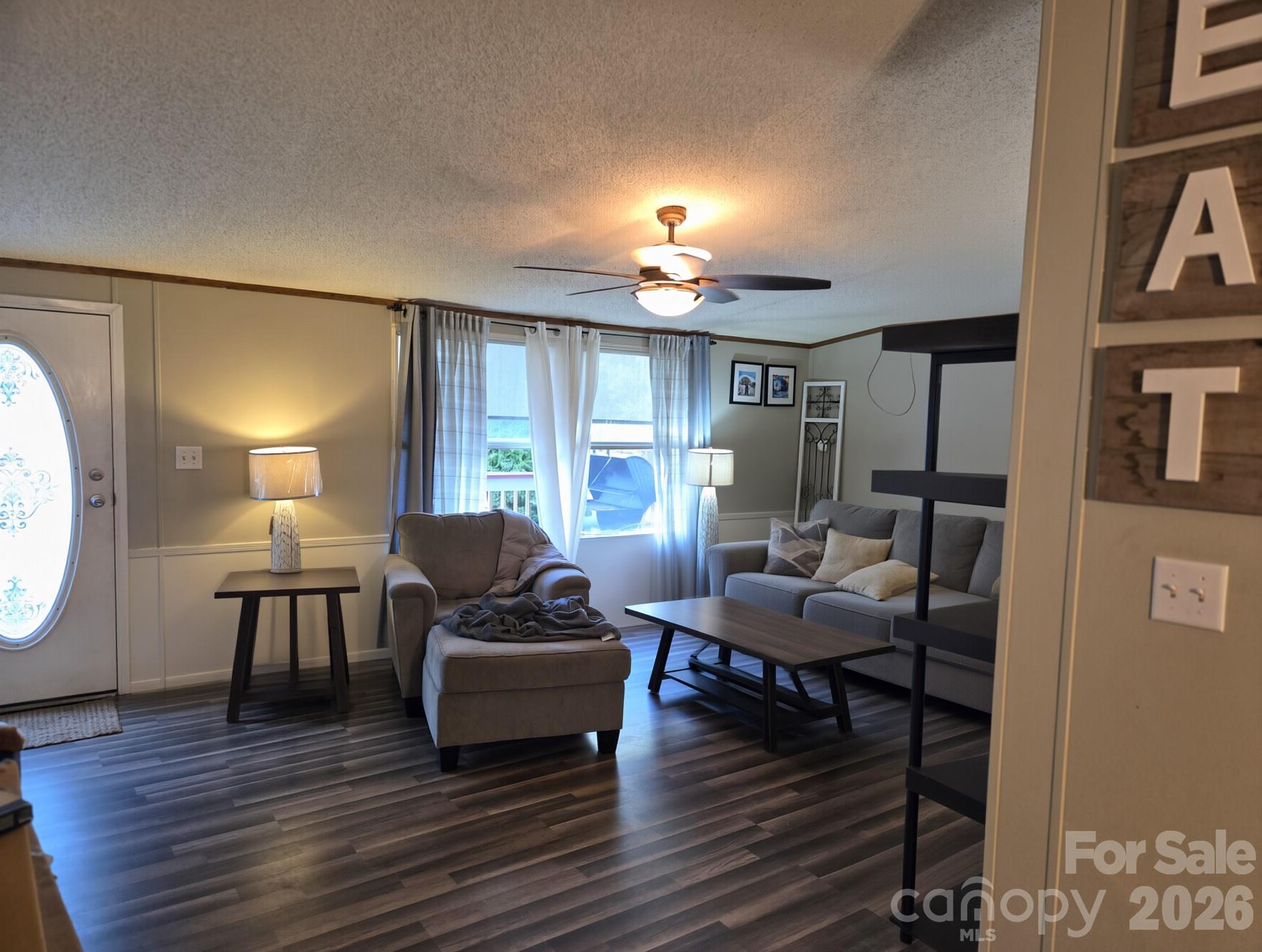 2524 Cabelos Drive Property Photo 7
