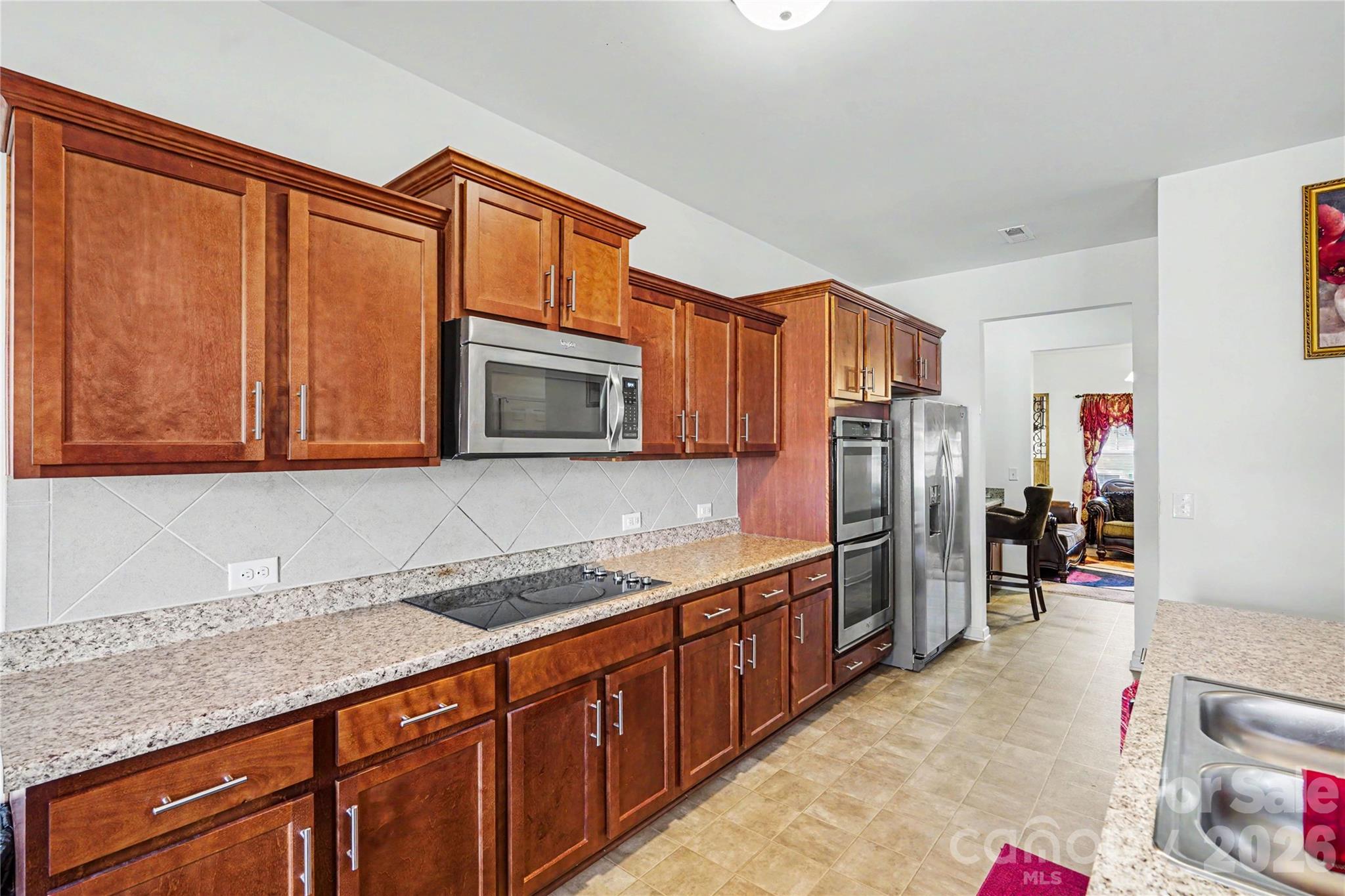 1914 Kingstree Drive Property Photo 12