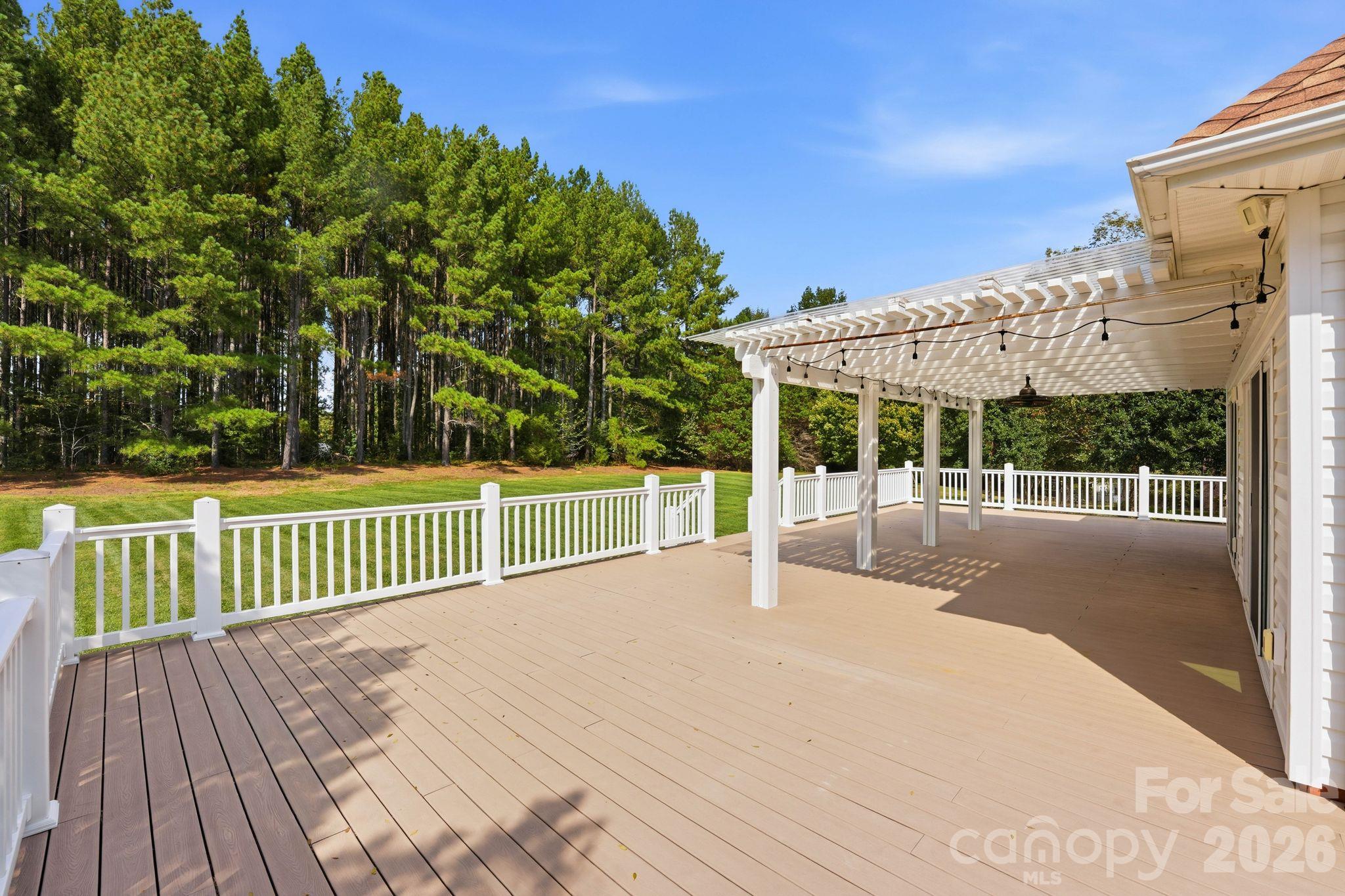 803 Amanda Way Property Photo 14