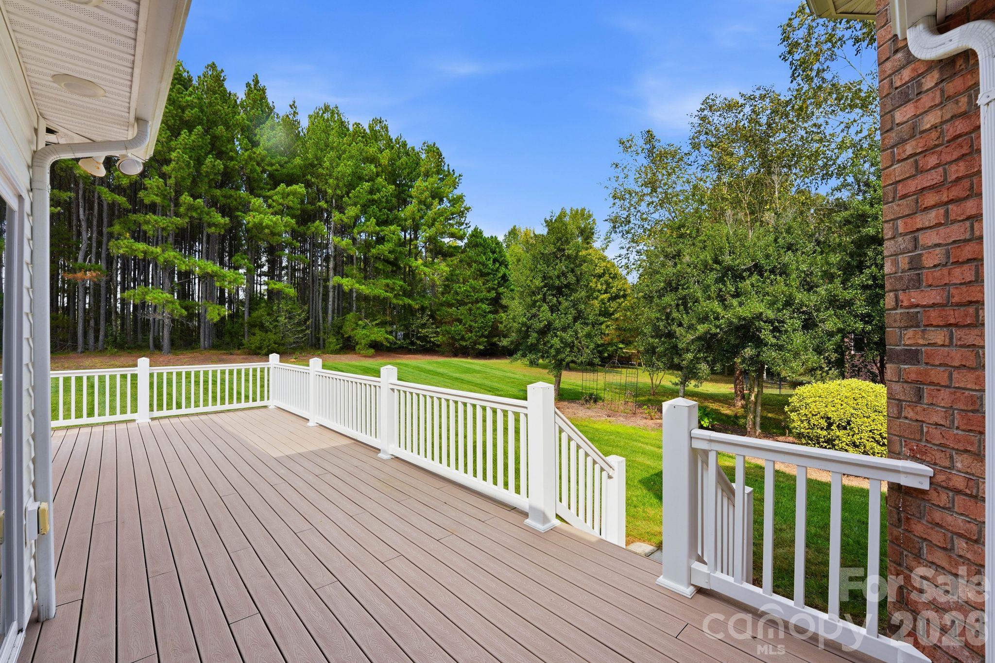 803 Amanda Way Property Photo 16