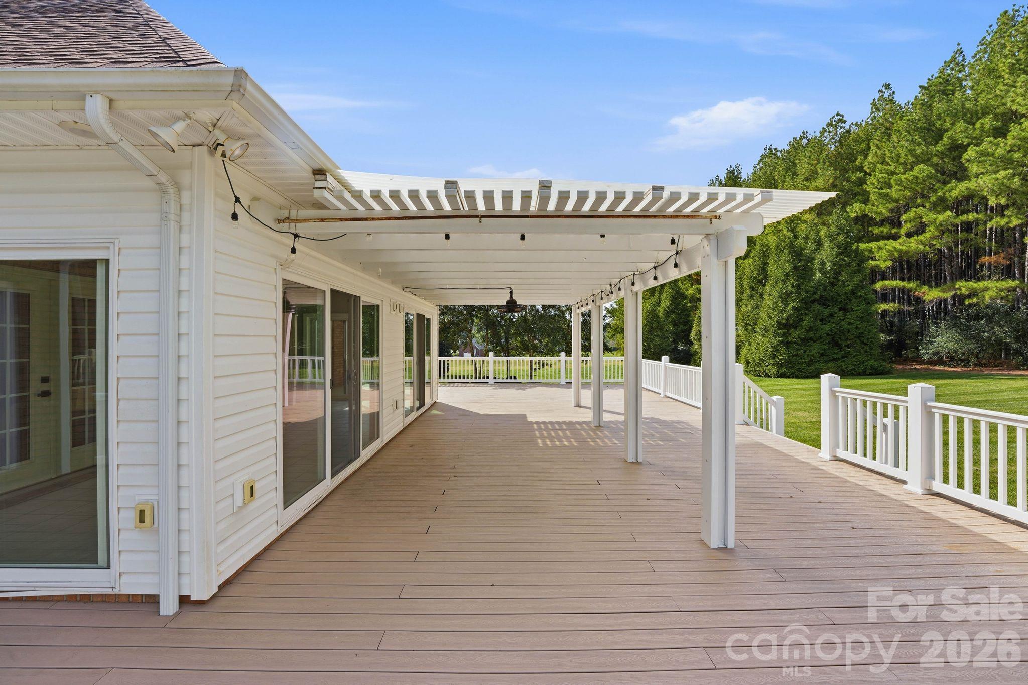 803 Amanda Way Property Photo 17