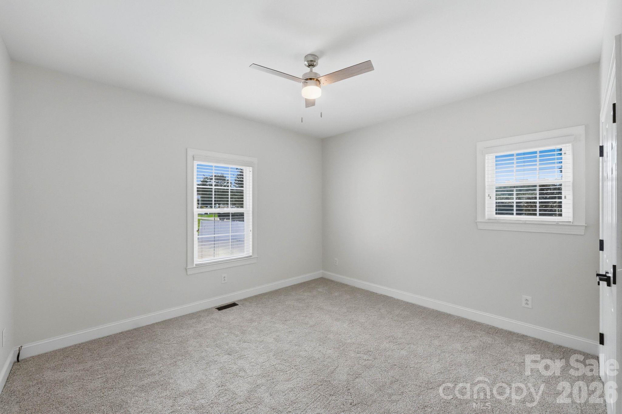 803 Amanda Way Property Photo 38