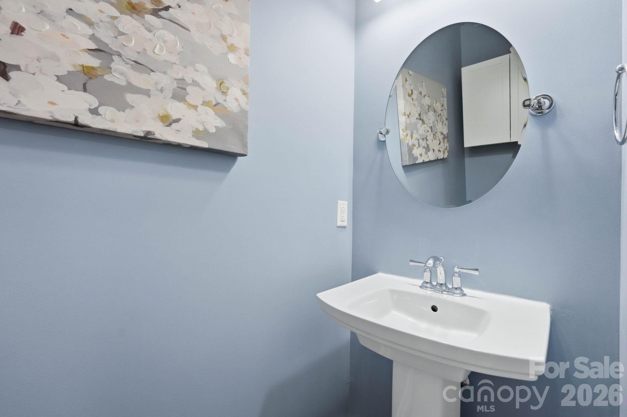 803 Amanda Way Property Photo 39
