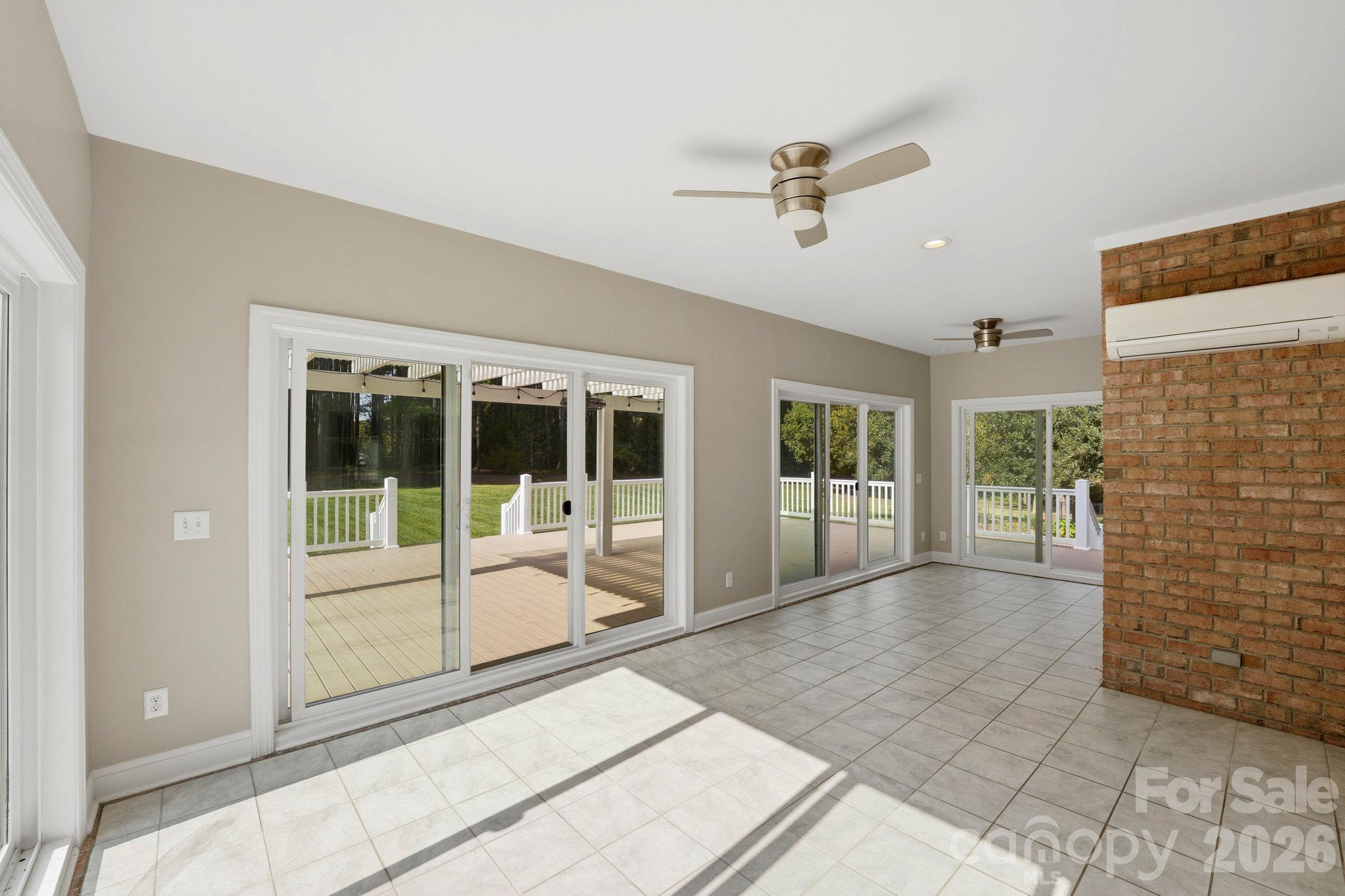 803 Amanda Way Property Photo 44