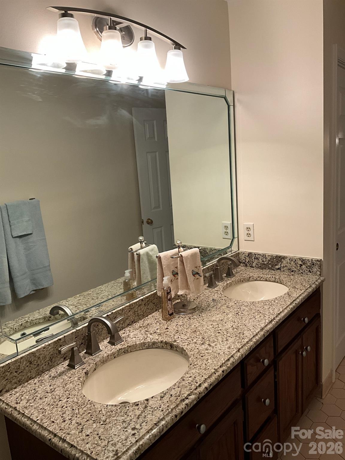 1525 Hansom Lane 41 Property Photo 39