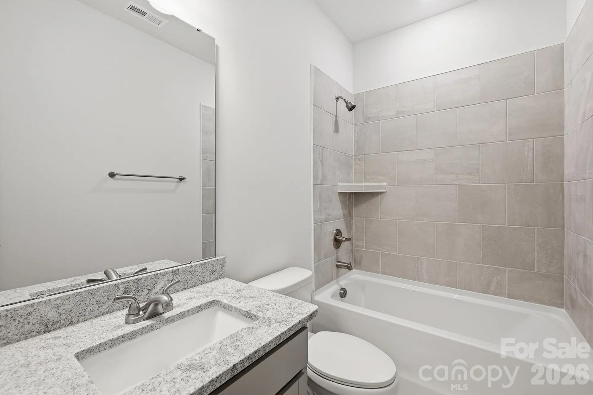 4614 Lakeview Road 2 Property Photo 5