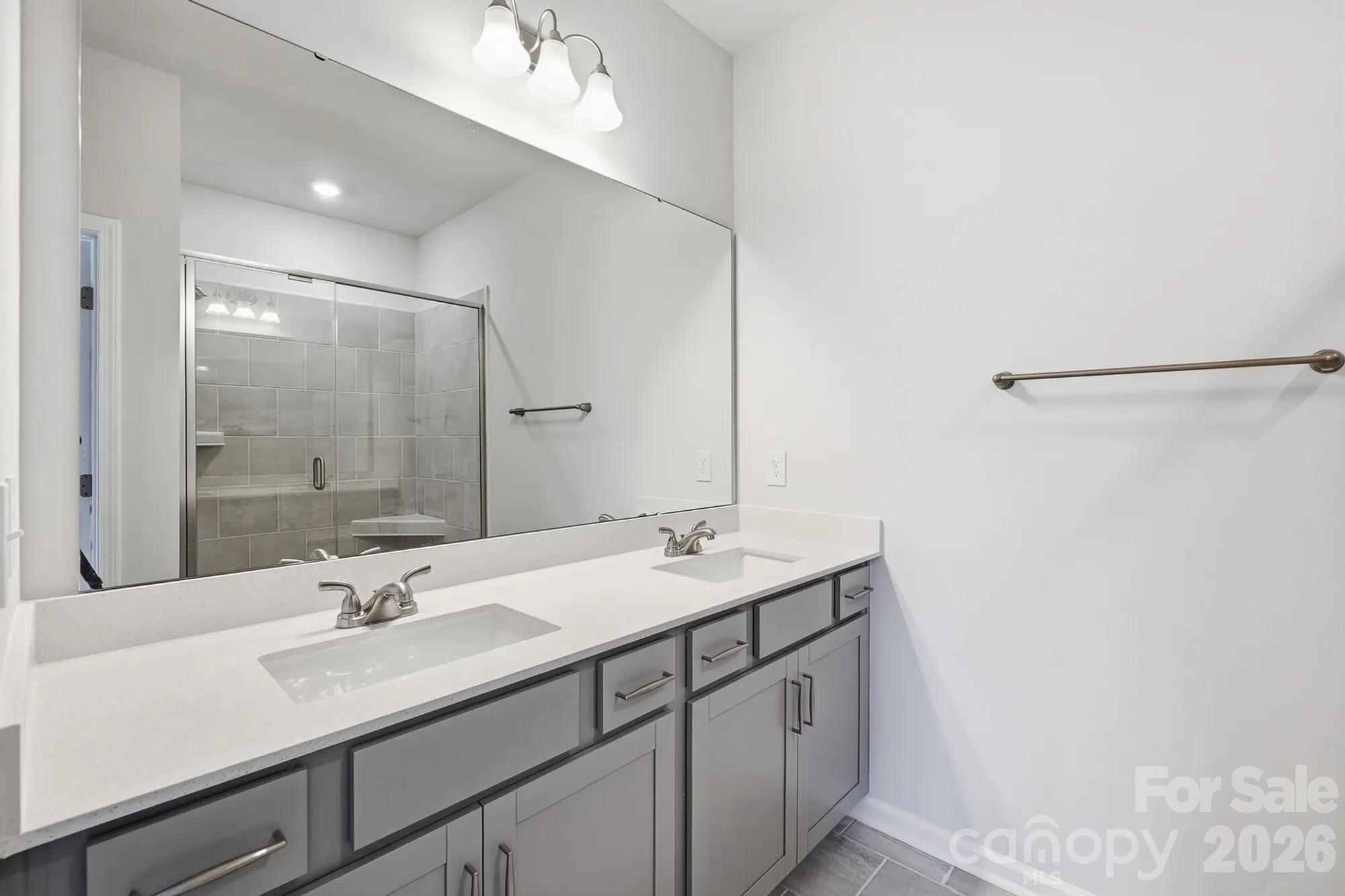 4614 Lakeview Road 2 Property Photo 6