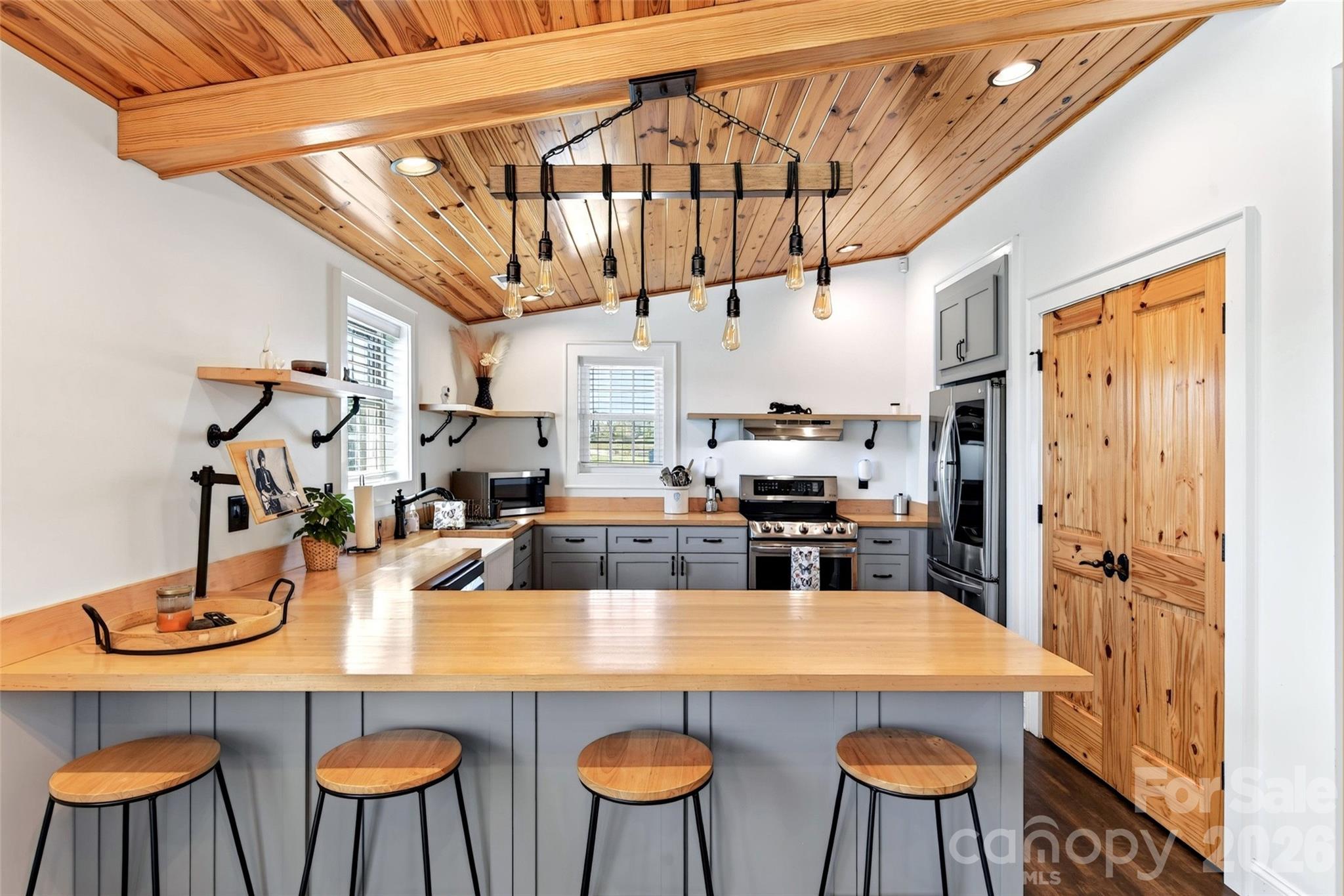 2380 New House Road Property Photo 18