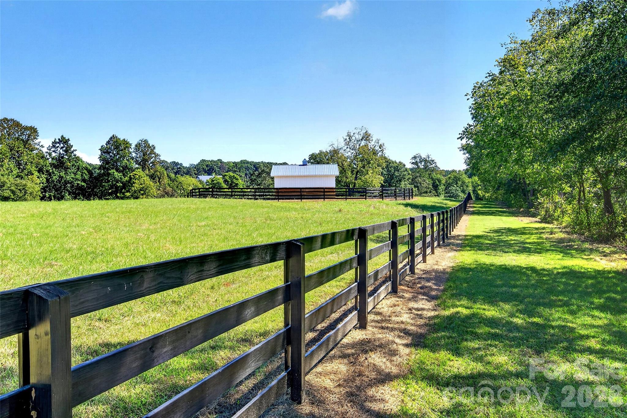 2380 New House Road Property Photo 28