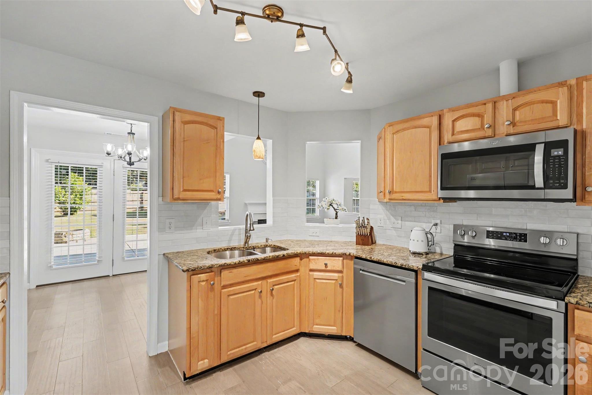 3912 Southwick Drive Property Photo 11