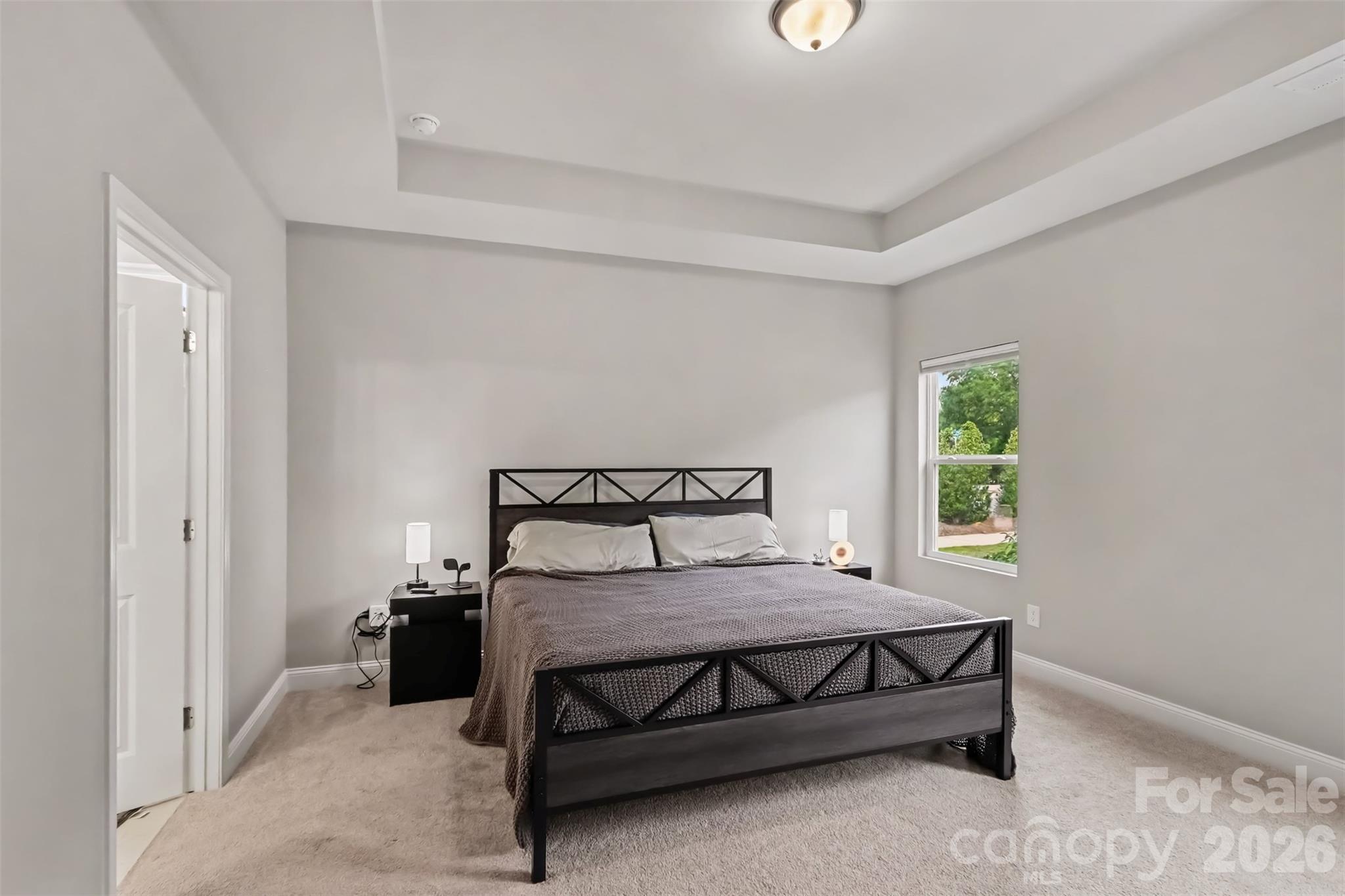 1301 Black Walnut Street Property Photo 11