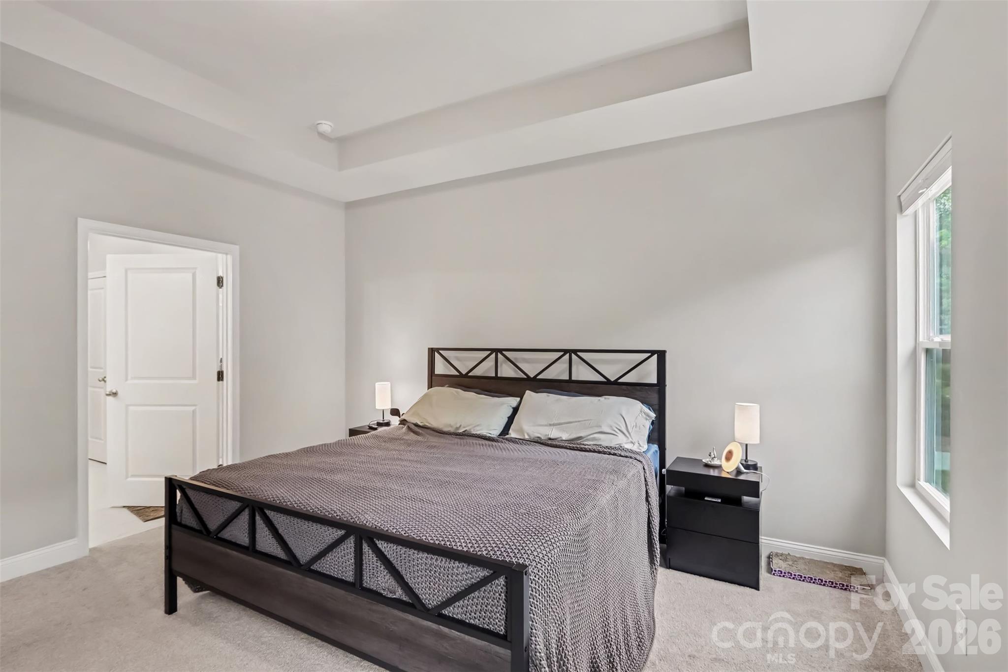 1301 Black Walnut Street Property Photo 12