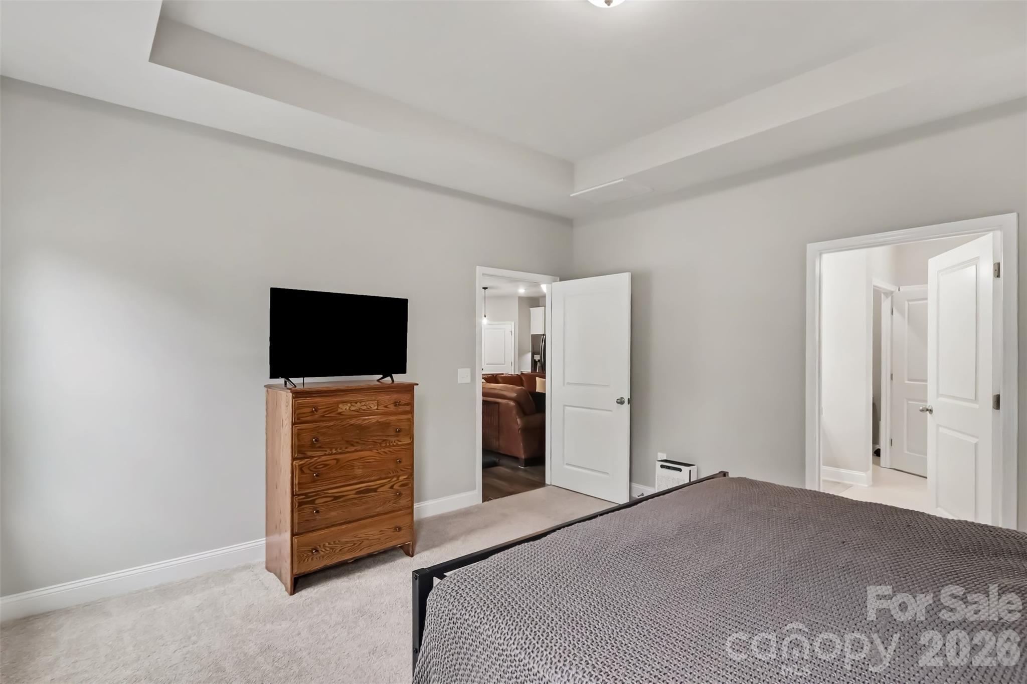 1301 Black Walnut Street Property Photo 14