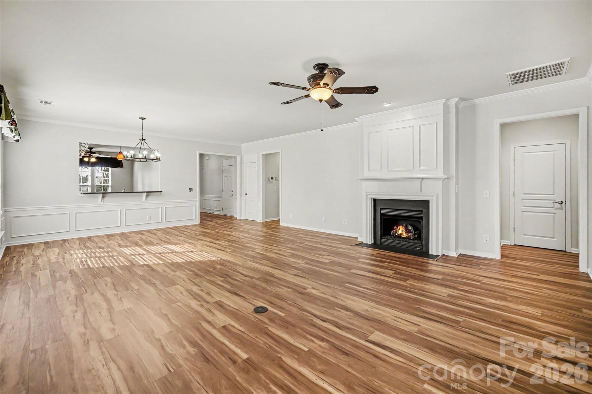 52422 Winchester Street 54 Property Photo 4
