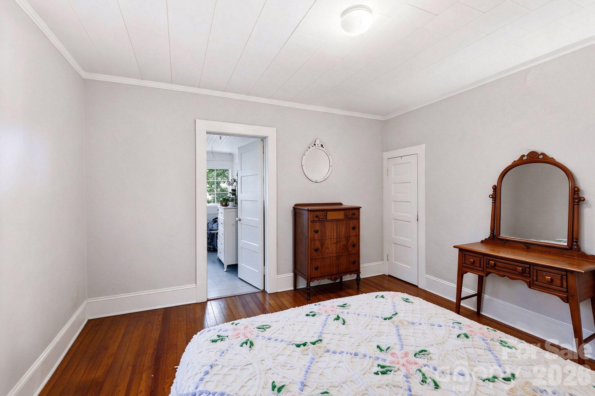 404 Montreat Road Property Photo 16