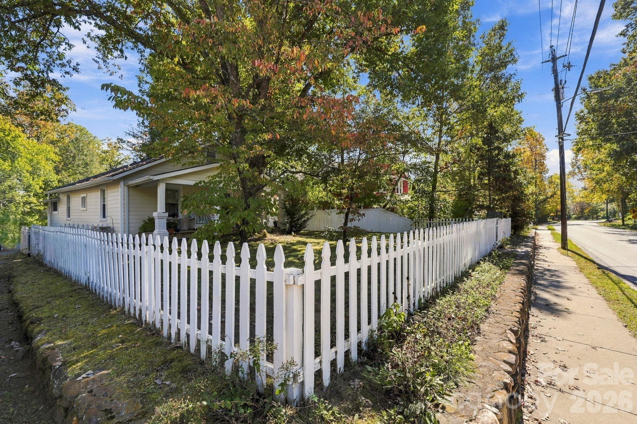 404 Montreat Road Property Photo 21