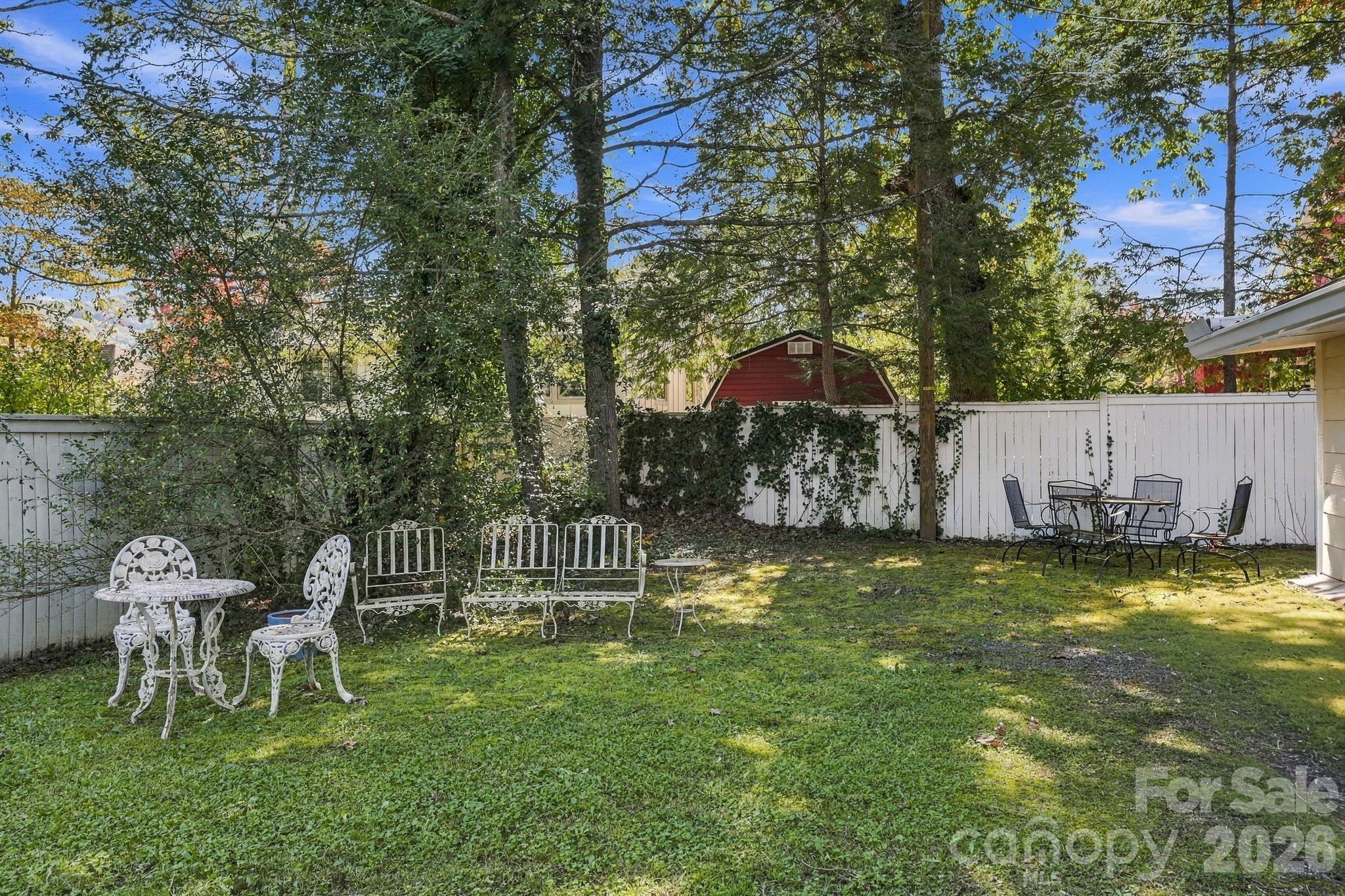404 Montreat Road Property Photo 24