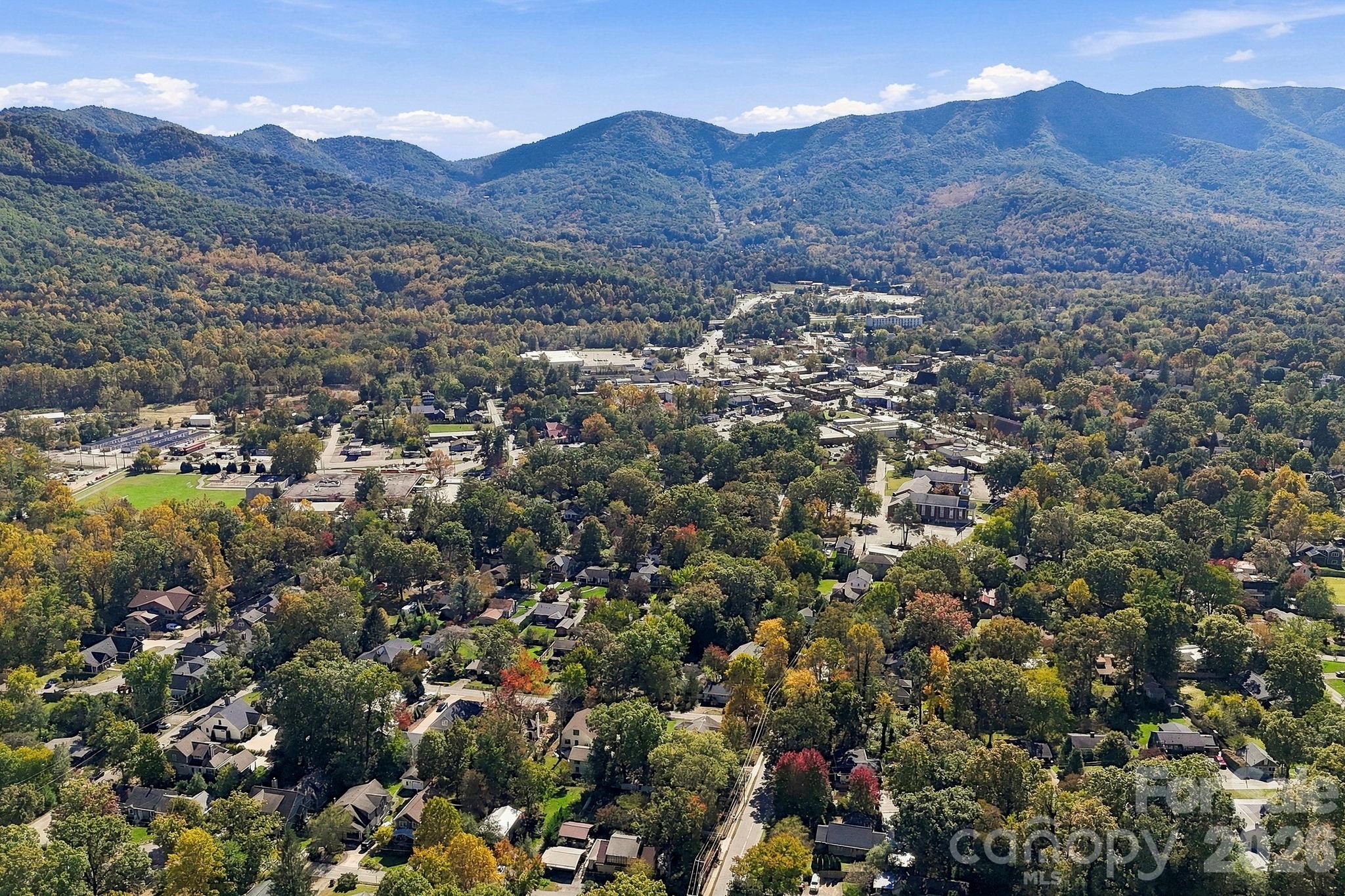 404 Montreat Road Property Photo 27