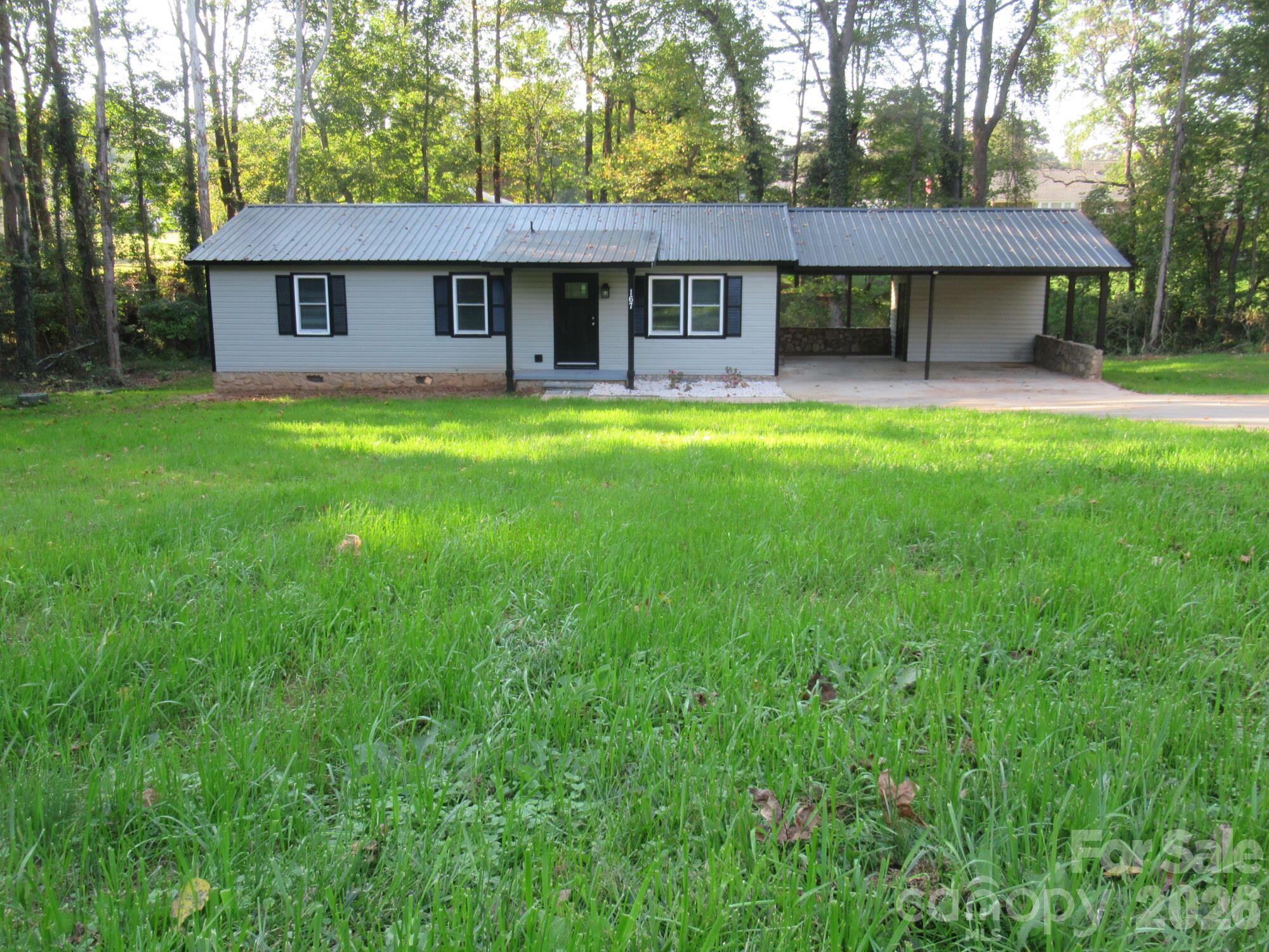 167 Sunny Hill Drive Property Photo 1