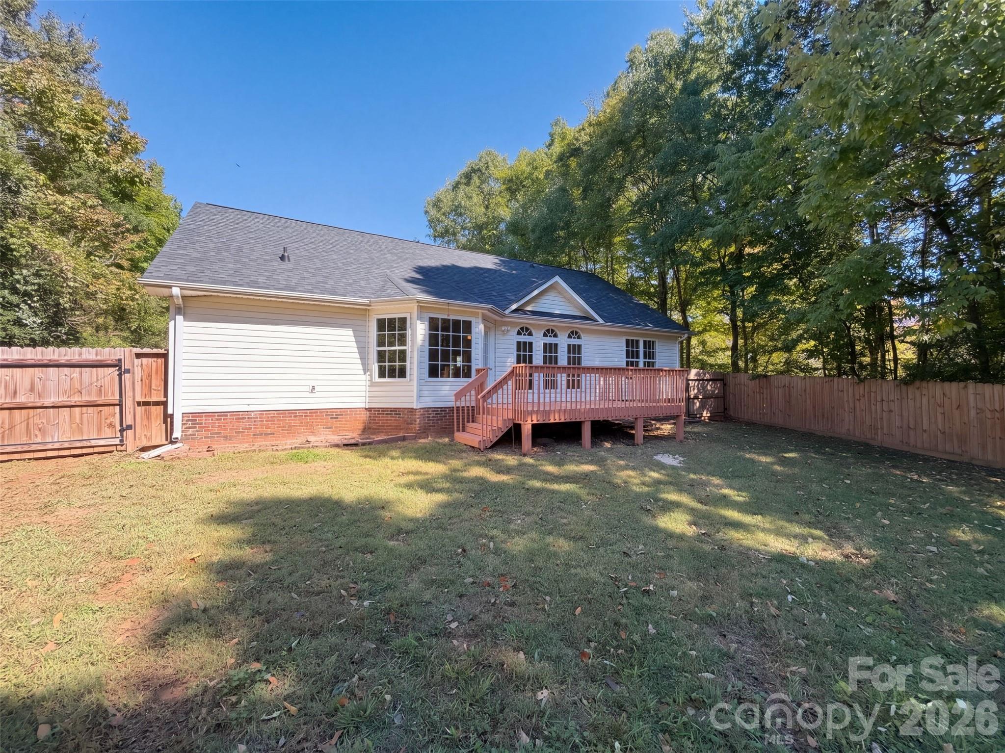 4315 Enoch Drive Property Photo 5