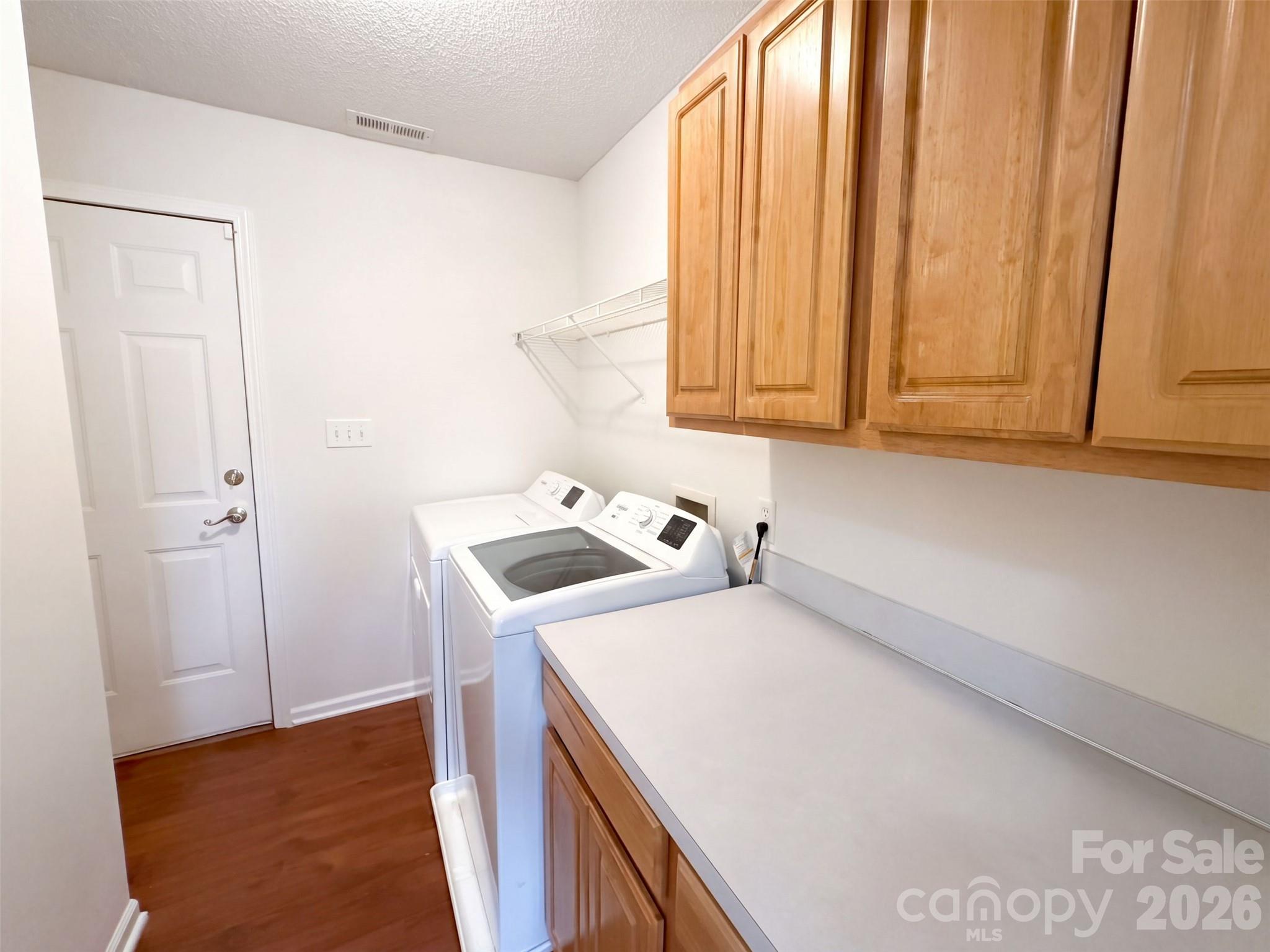 4315 Enoch Drive Property Photo 18