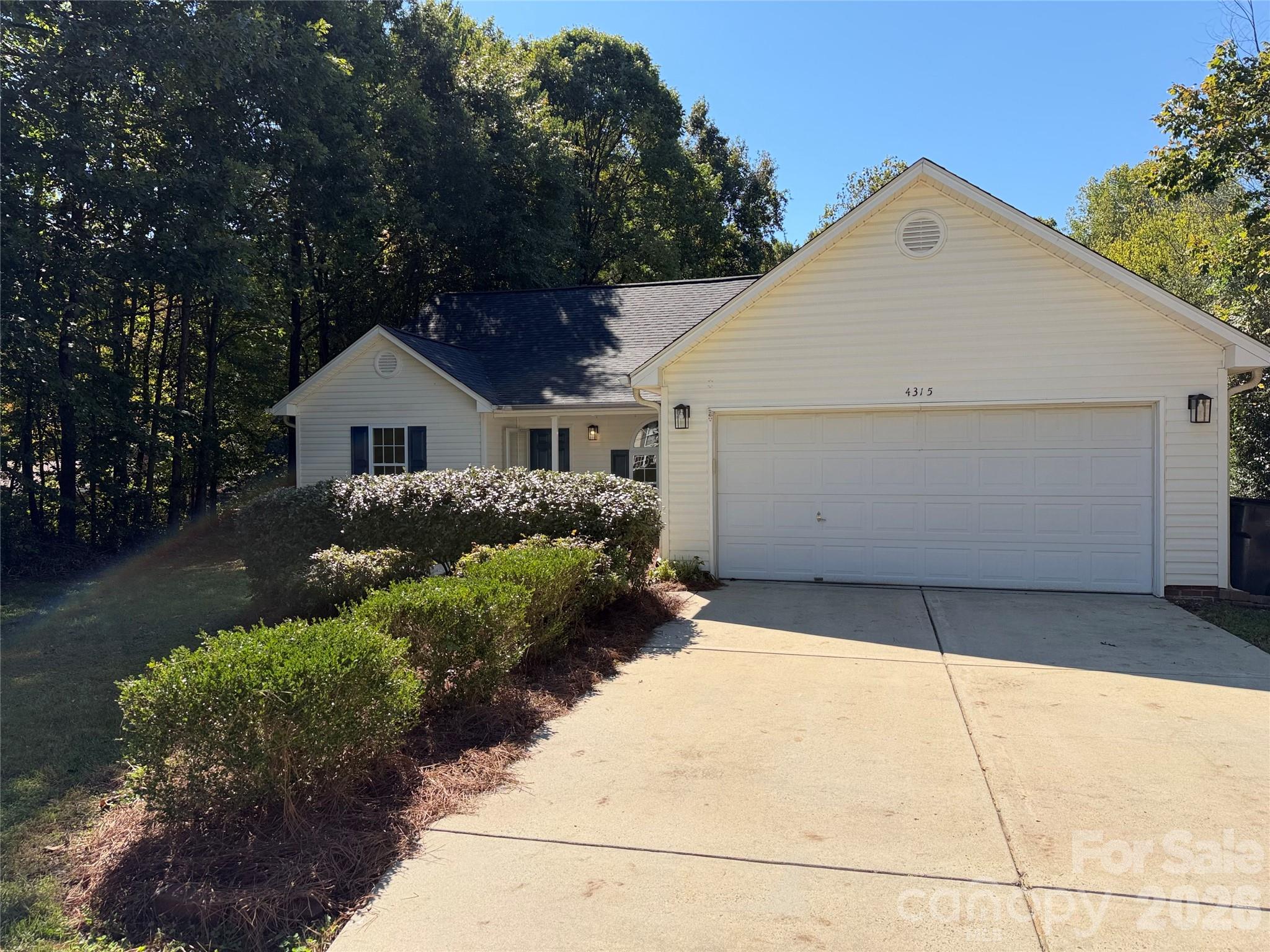 4315 Enoch Drive Property Photo 22