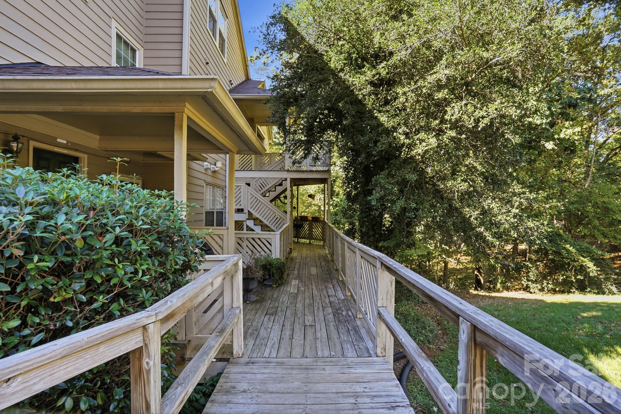6140 Gray Gate Lane M Property Photo 7