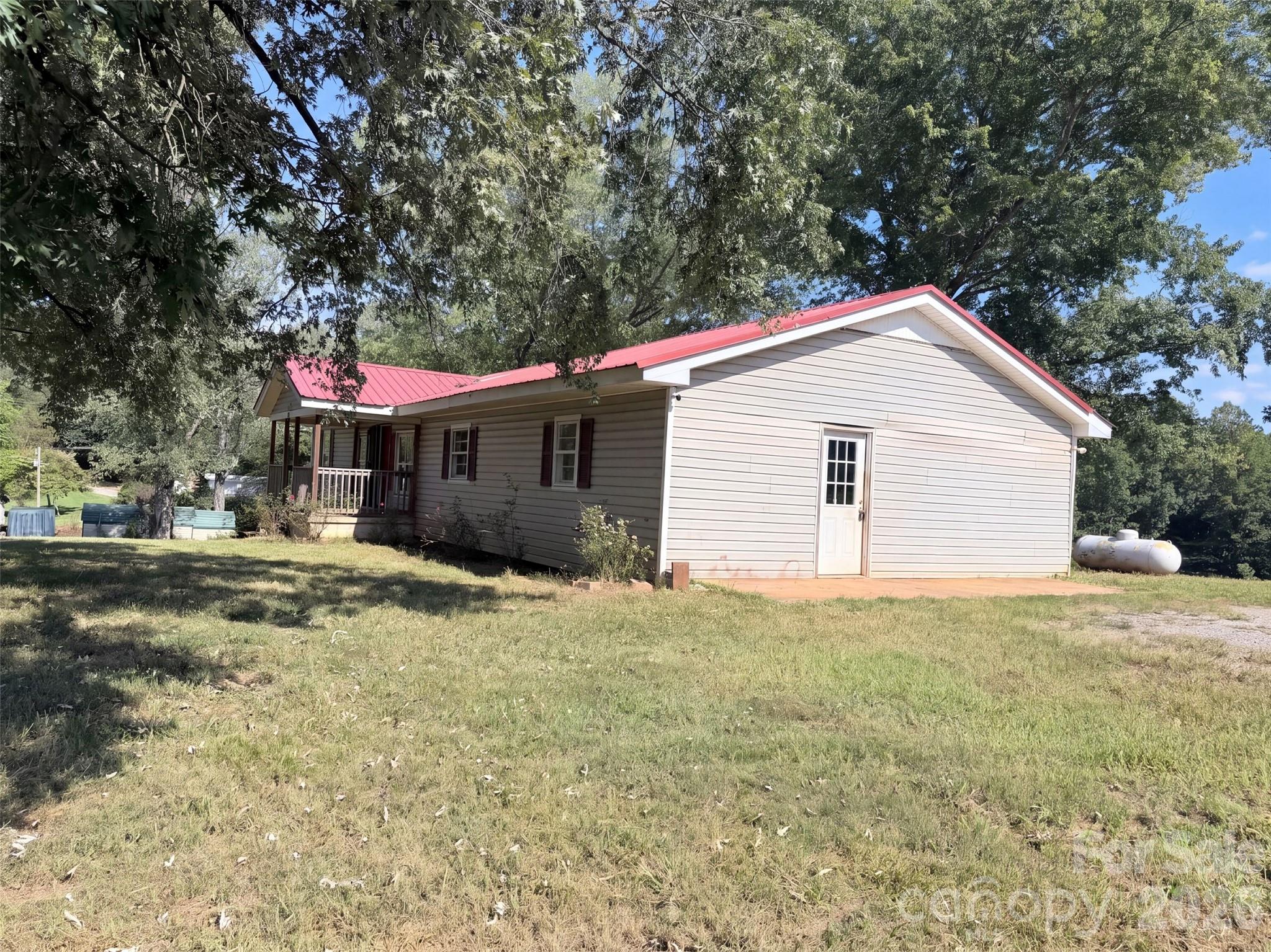 1244 Hulls Grove Church Road Property Photo 10