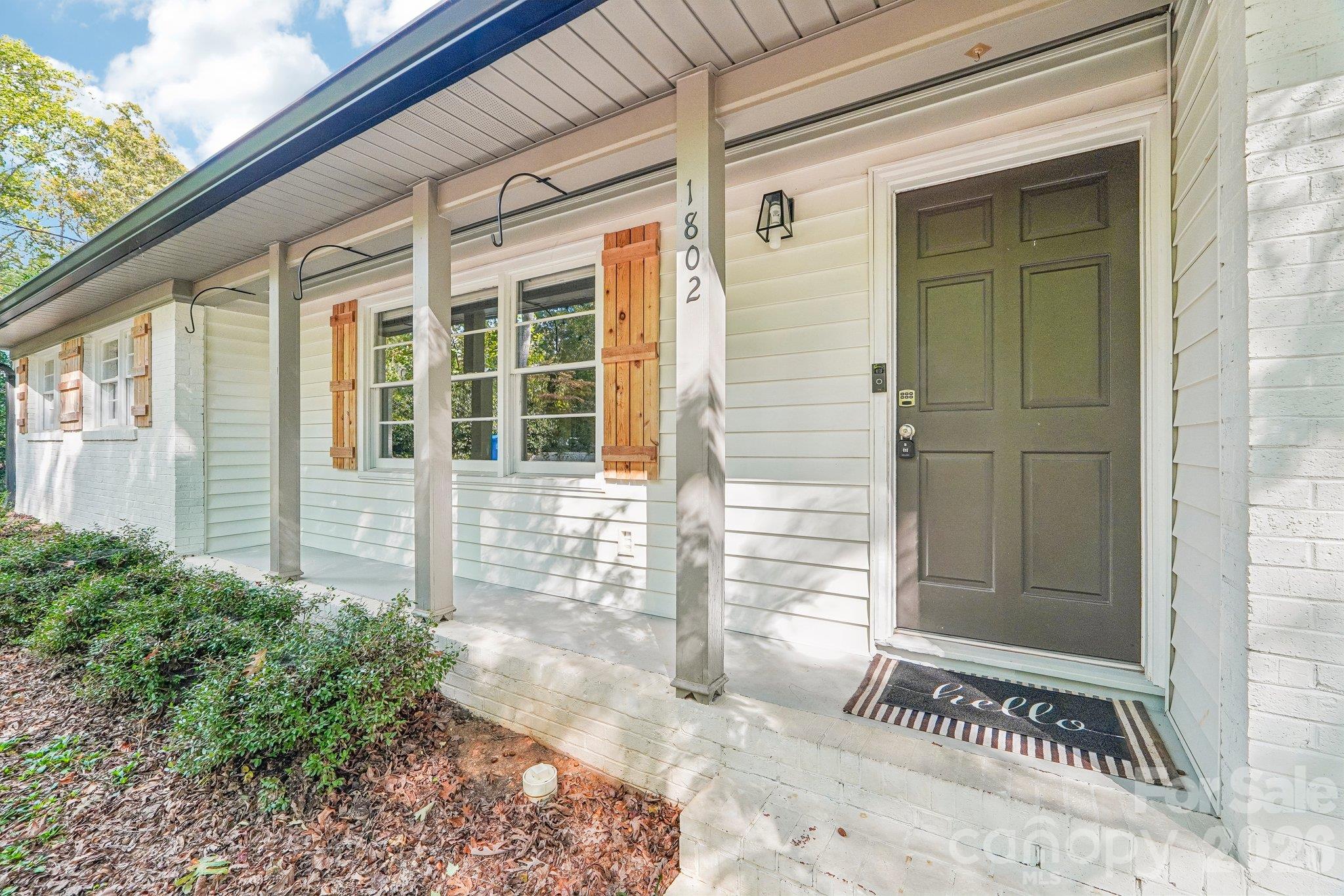 1802 Hemlock Drive Property Photo 6