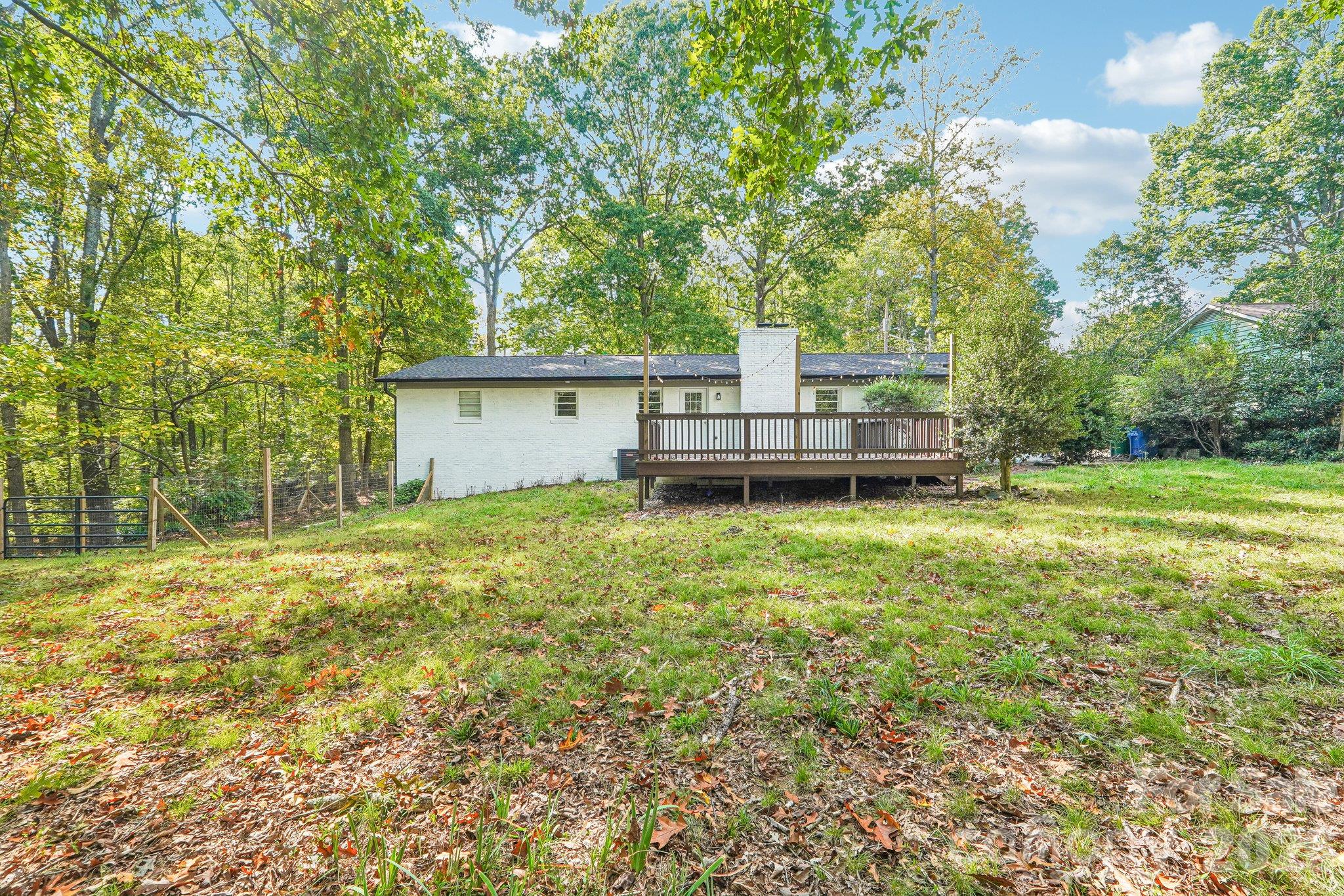 1802 Hemlock Drive Property Photo 11