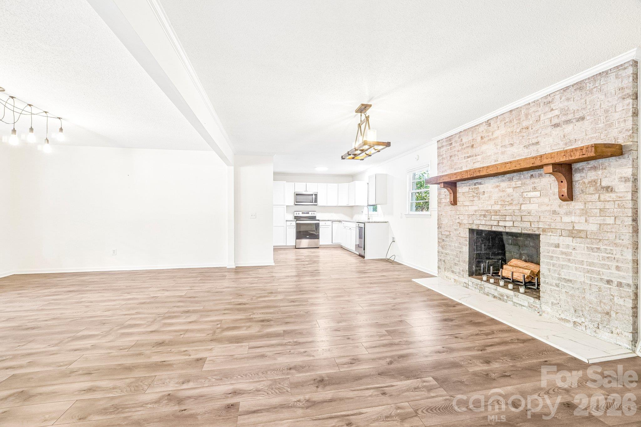 1802 Hemlock Drive Property Photo 17