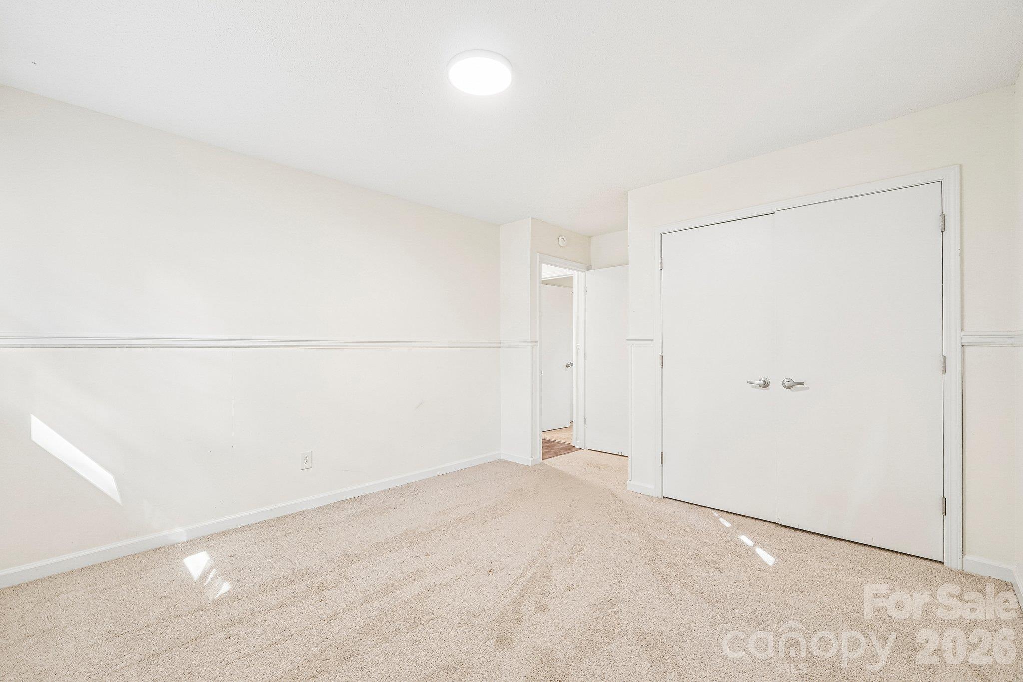 1802 Hemlock Drive Property Photo 28