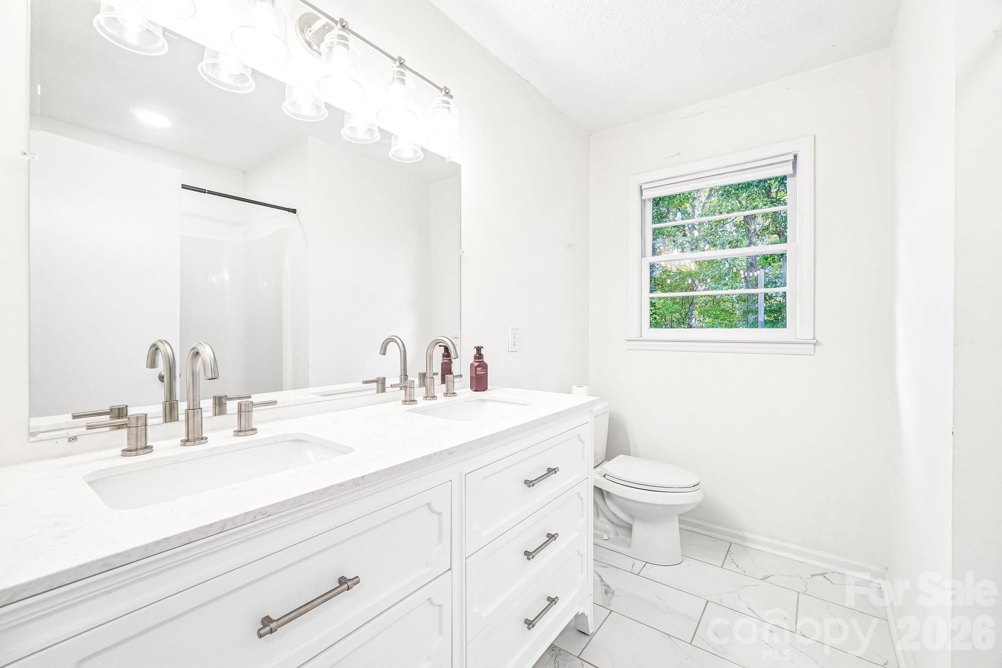 1802 Hemlock Drive Property Photo 34