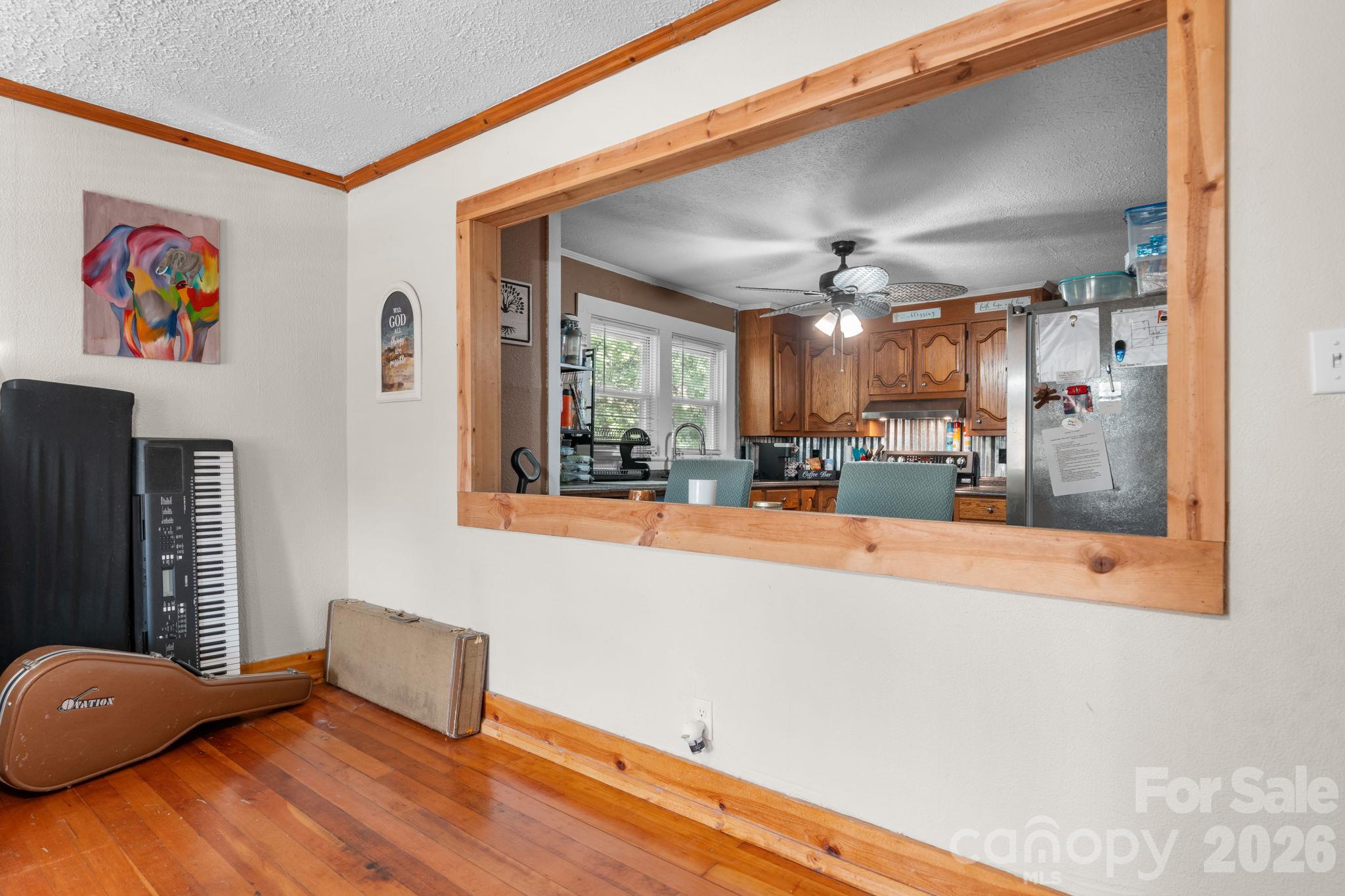 617 Hawthorne Street Property Photo 11
