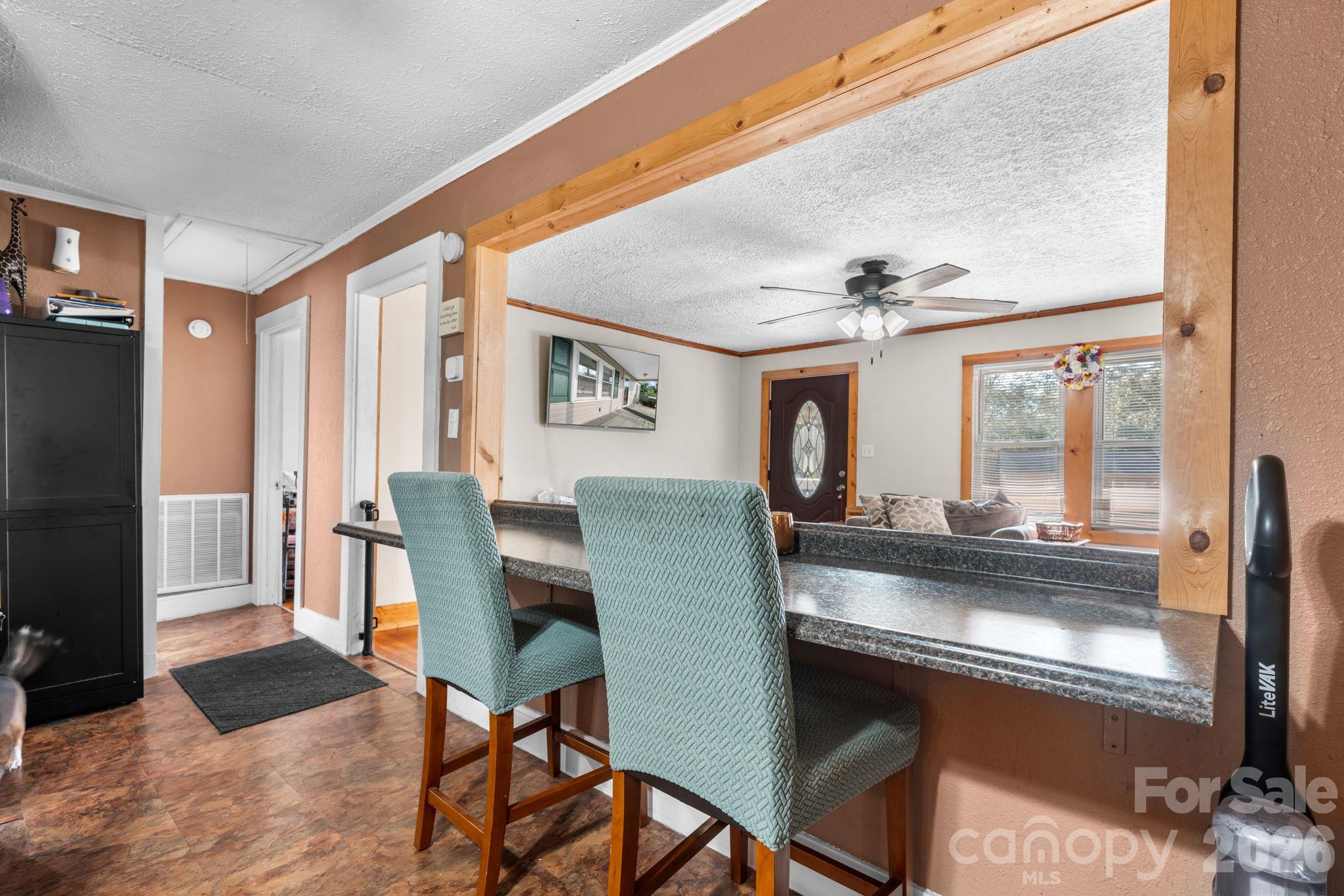 617 Hawthorne Street Property Photo 14