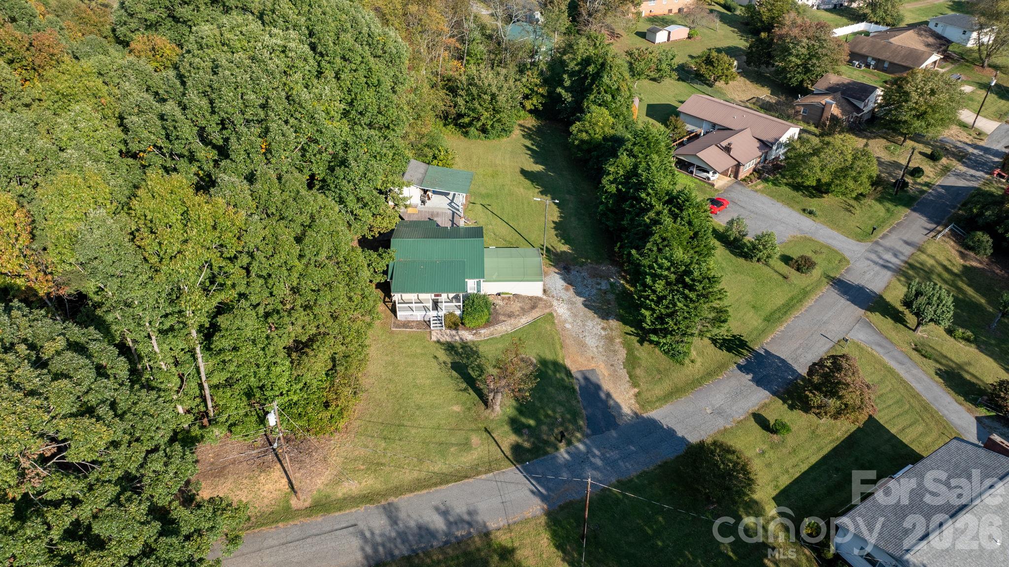 617 Hawthorne Street Property Photo 30