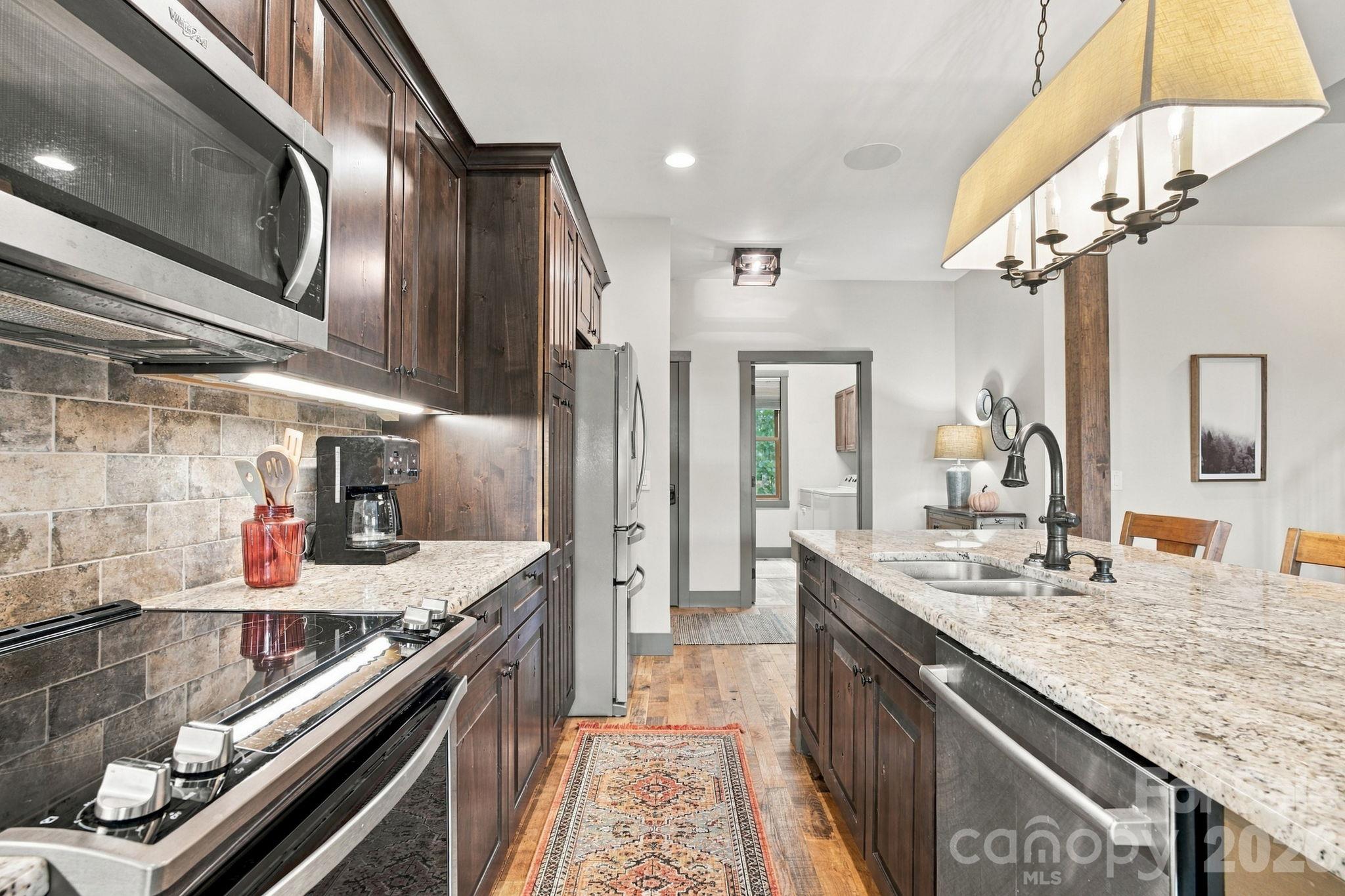 1206 River Stone Drive Property Photo 12