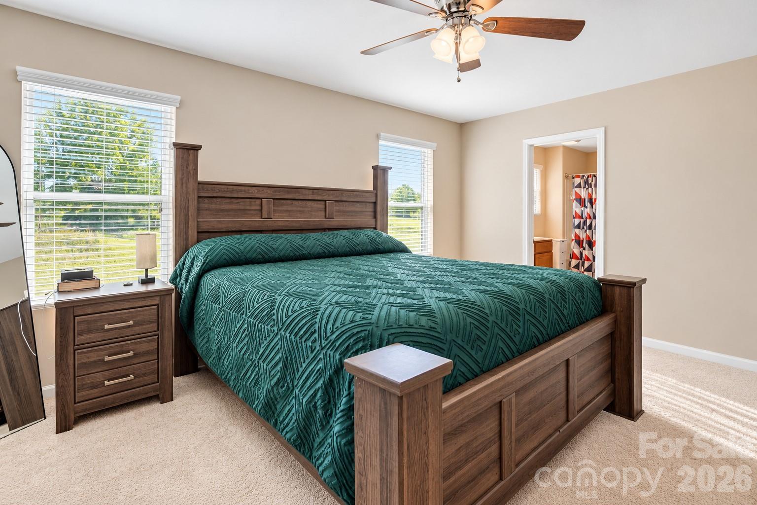 602 Sawtooth Oak Drive Property Photo 16