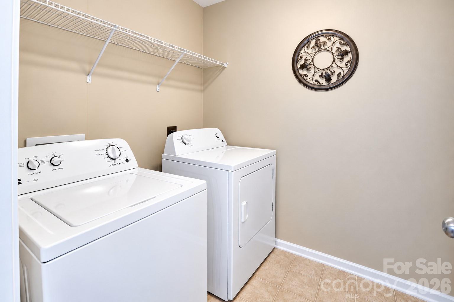 602 Sawtooth Oak Drive Property Photo 21