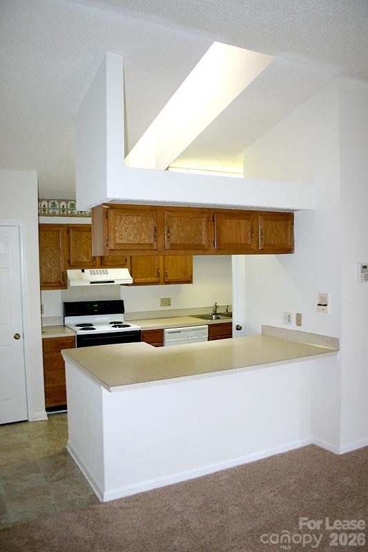 6264 Rosecroft Drive Property Photo 4