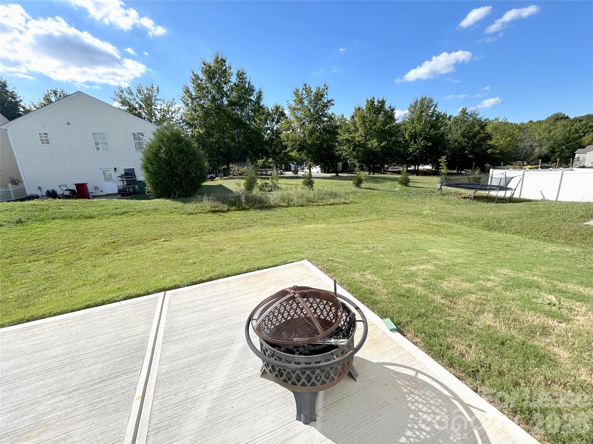 1027 Skipjack Lane Property Photo 3