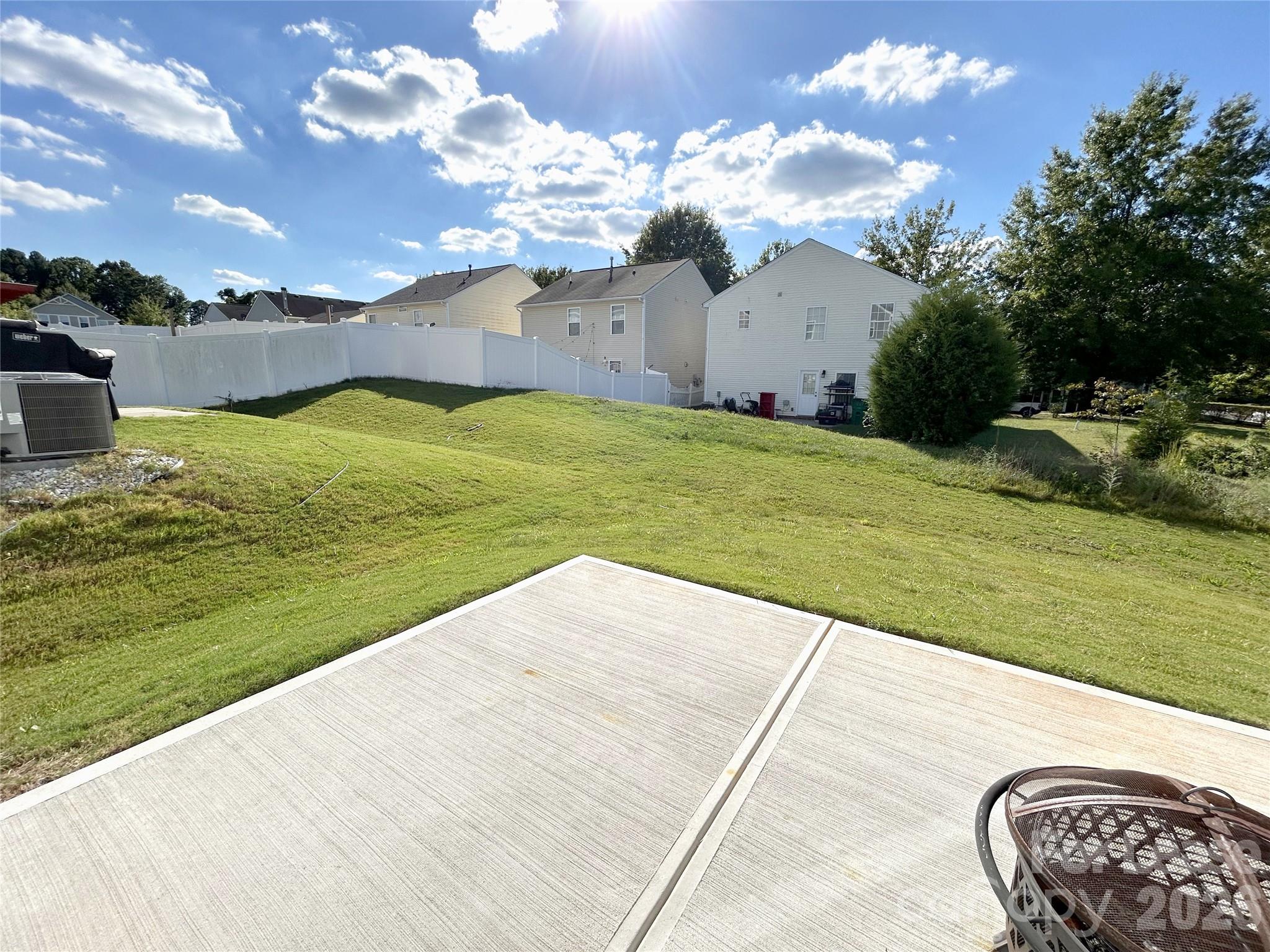1027 Skipjack Lane Property Photo 4