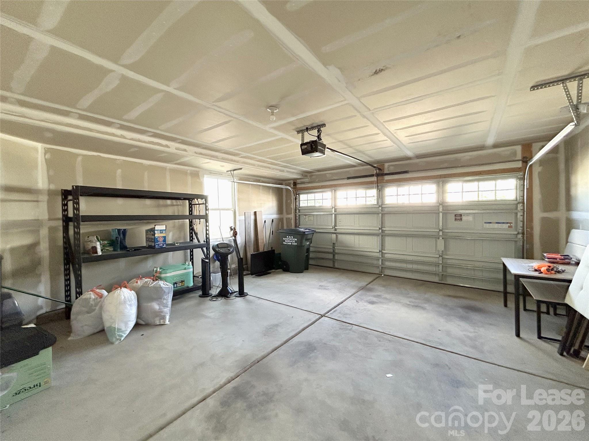 1027 Skipjack Lane Property Photo 5