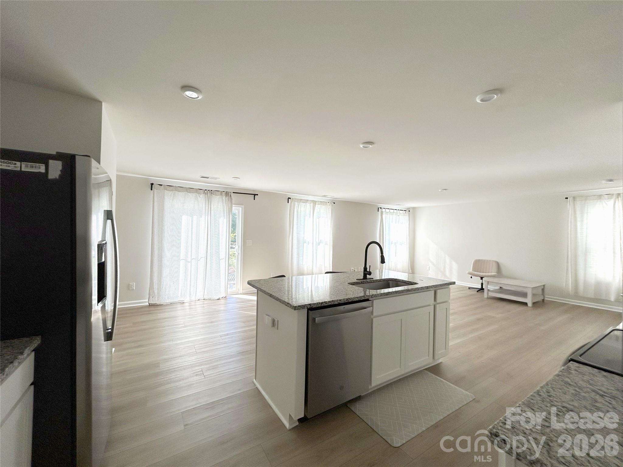 1027 Skipjack Lane Property Photo 13