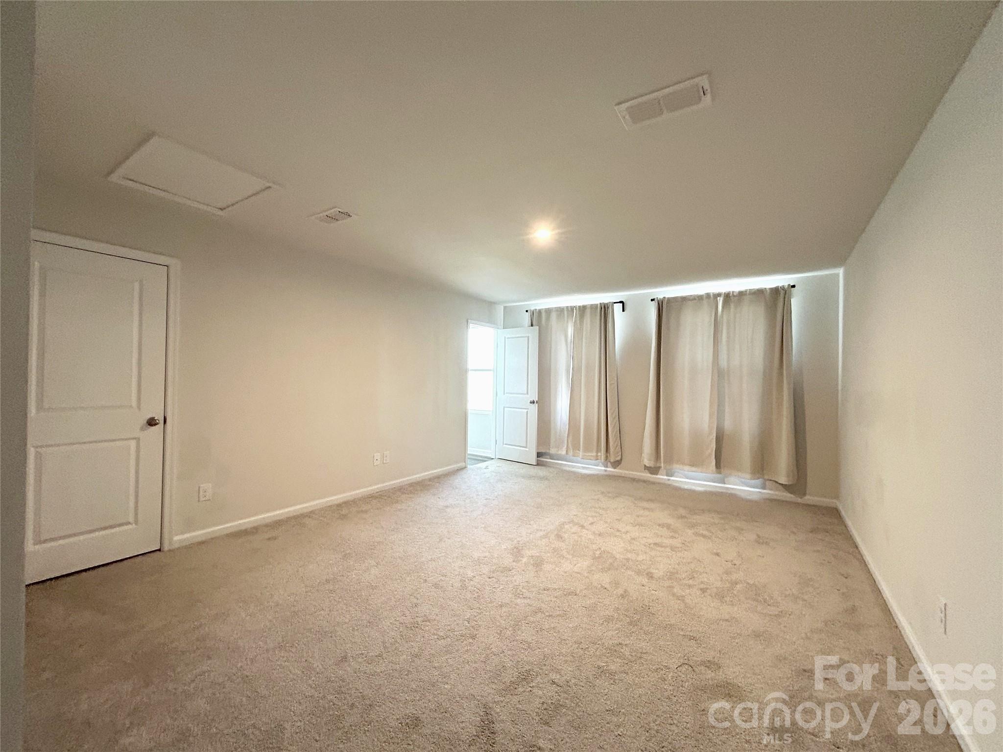 1027 Skipjack Lane Property Photo 17