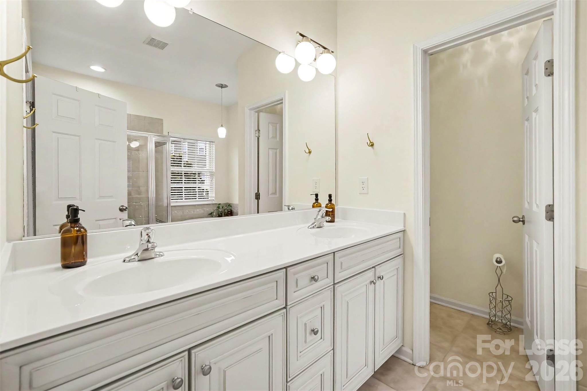 438 Magnolia Street Property Photo 20