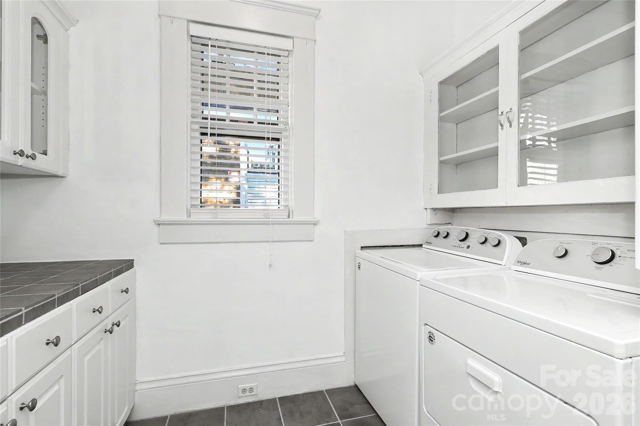 1933 Park Road Property Photo 14